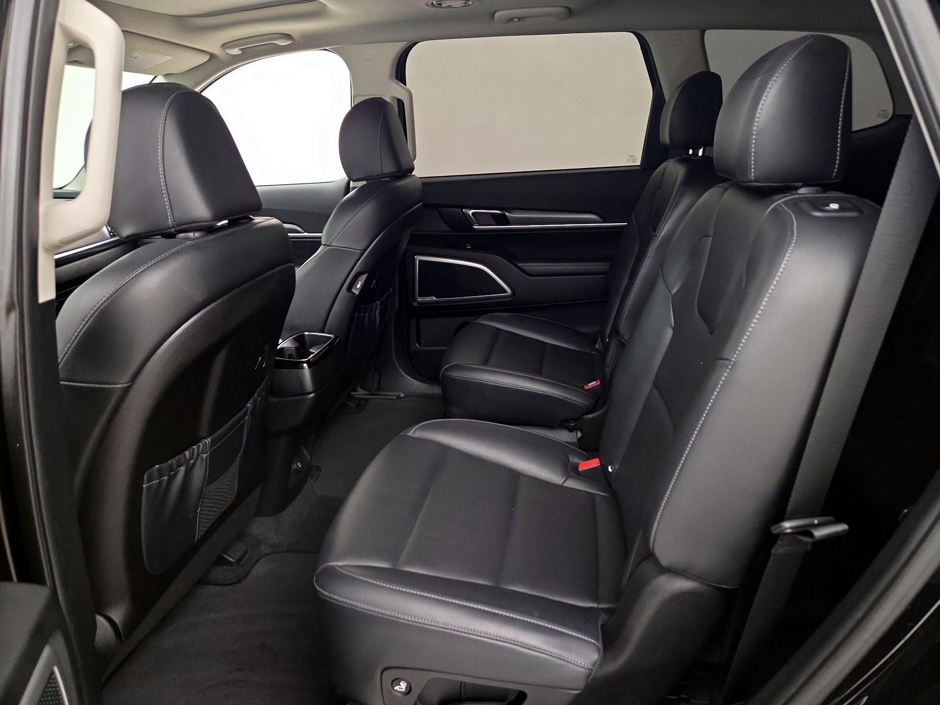 Thumbnail: 2022 Kia Telluride - 19