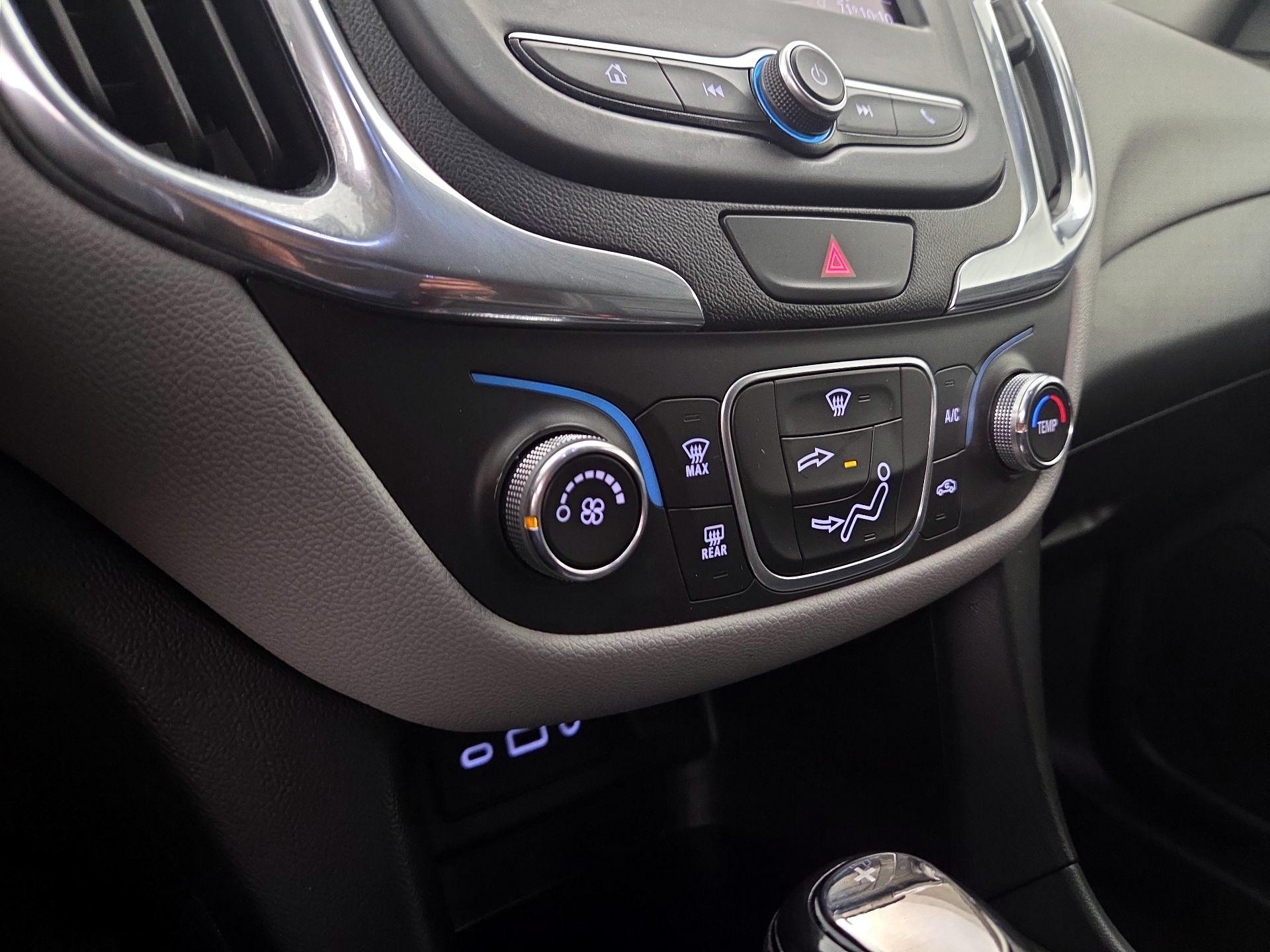 Thumbnail: 2020 Chevrolet Equinox - 16