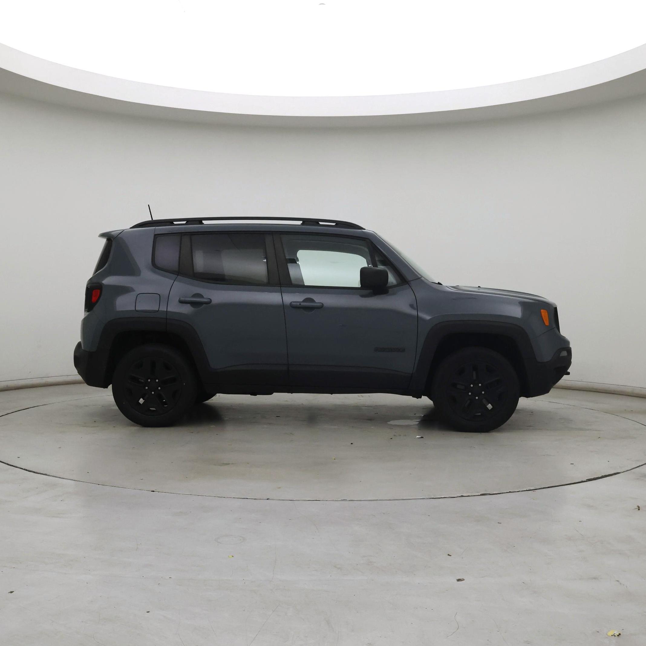 Thumbnail: 2018 Jeep Renegade - 7