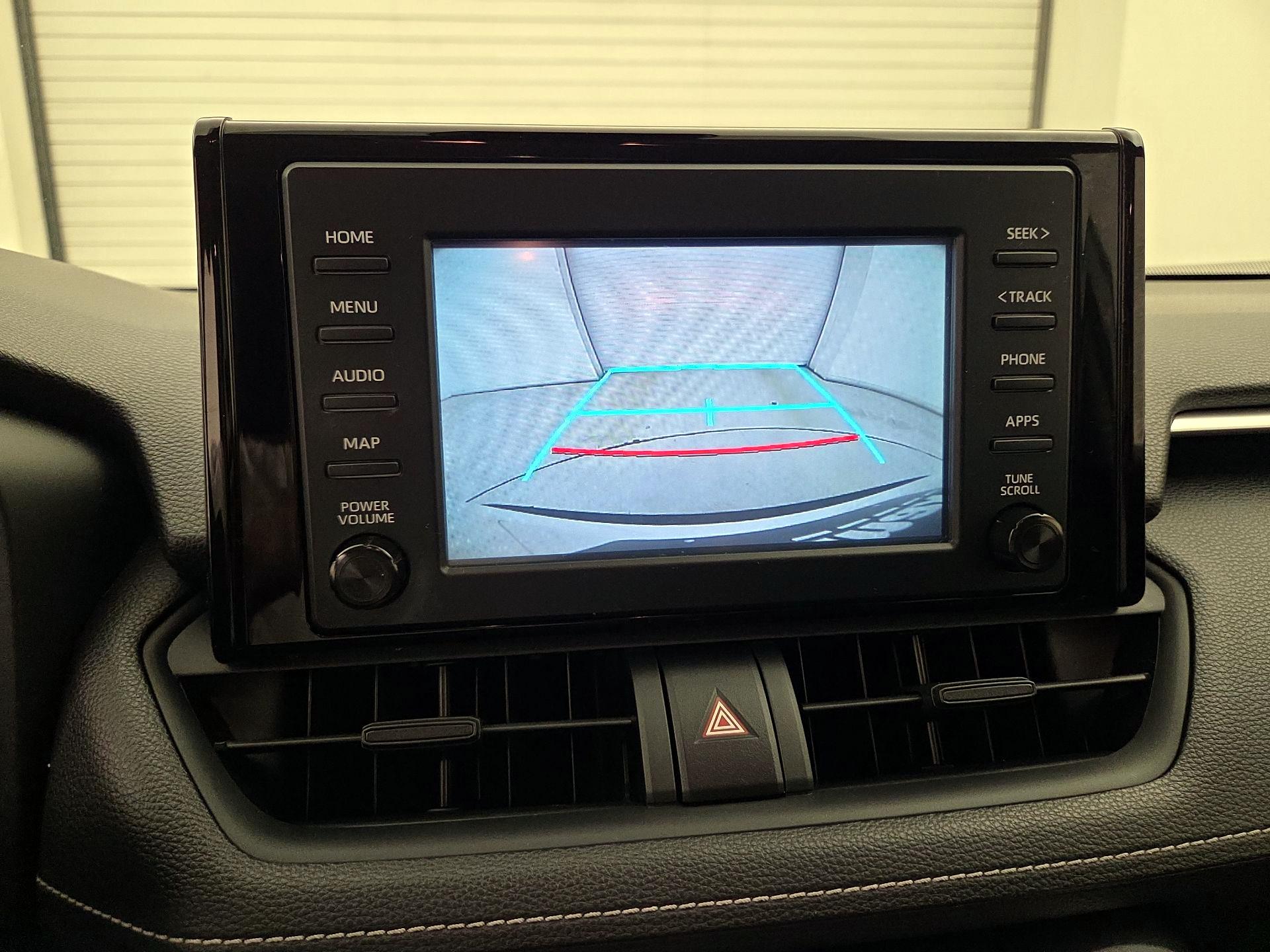 Thumbnail: 2019 Toyota RAV4 - 14