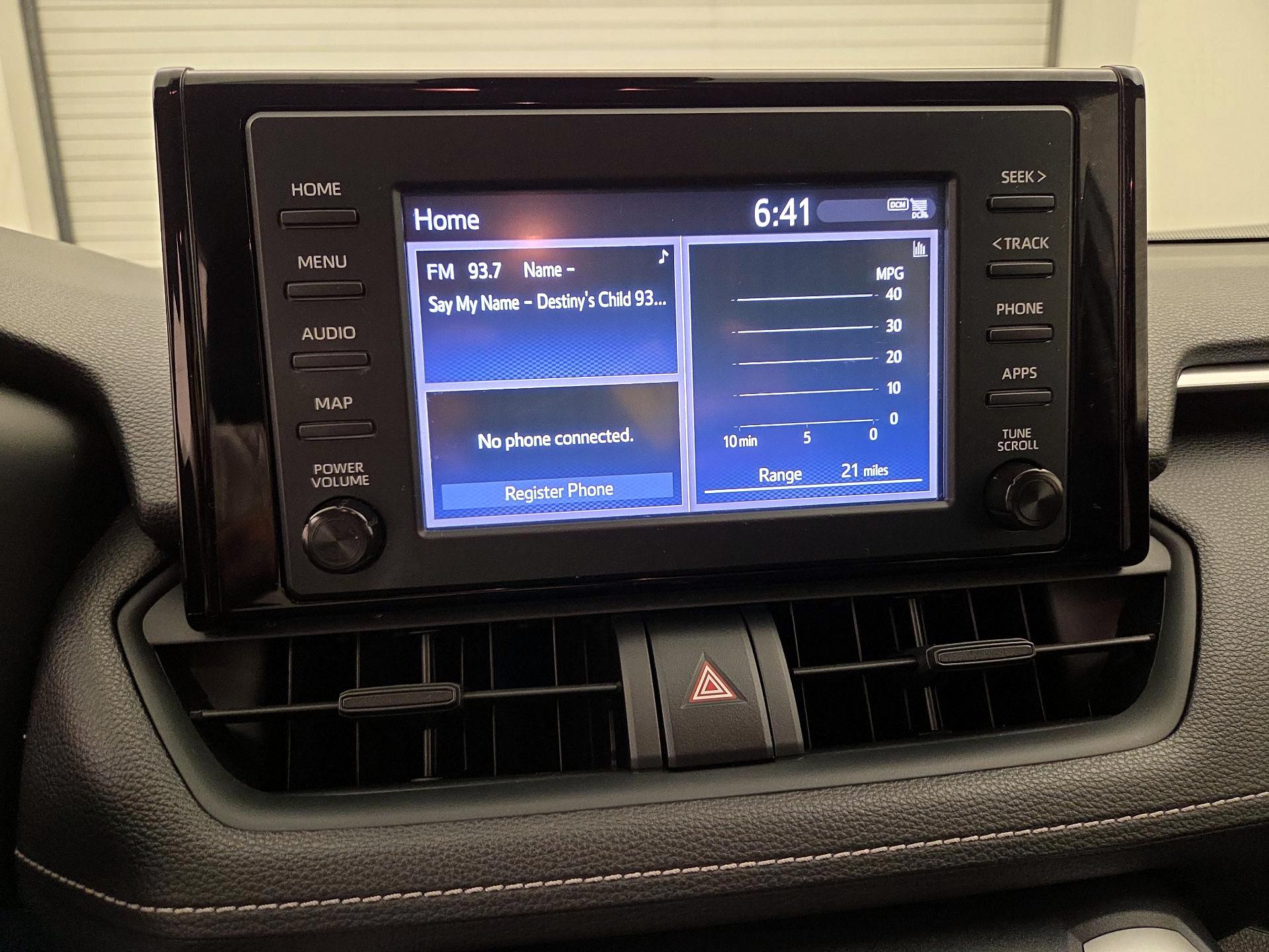 Thumbnail: 2019 Toyota RAV4 - 15