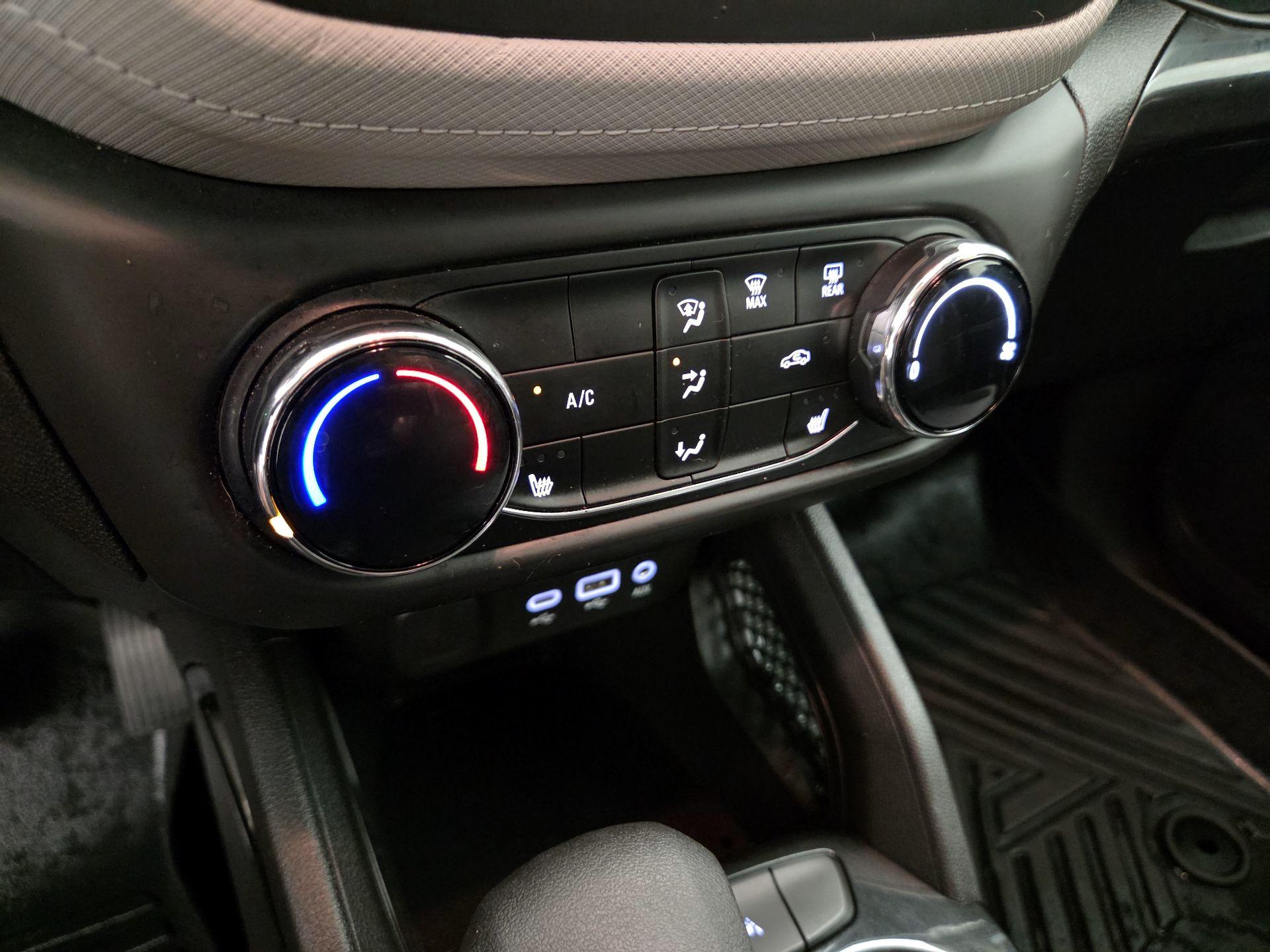 Thumbnail: 2021 Chevrolet TrailBlazer - 16