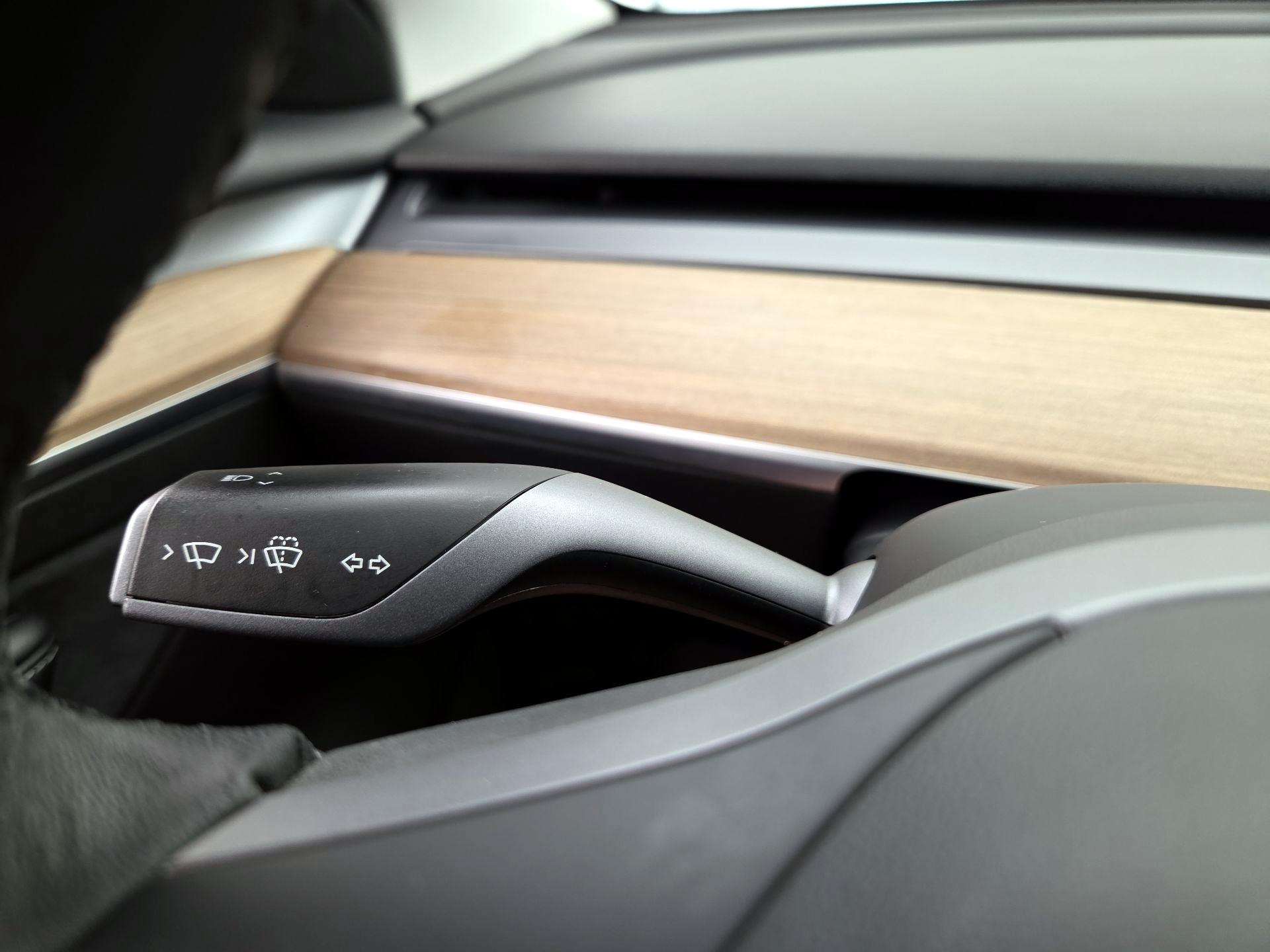 Thumbnail: 2021 Tesla Model 3 - 13