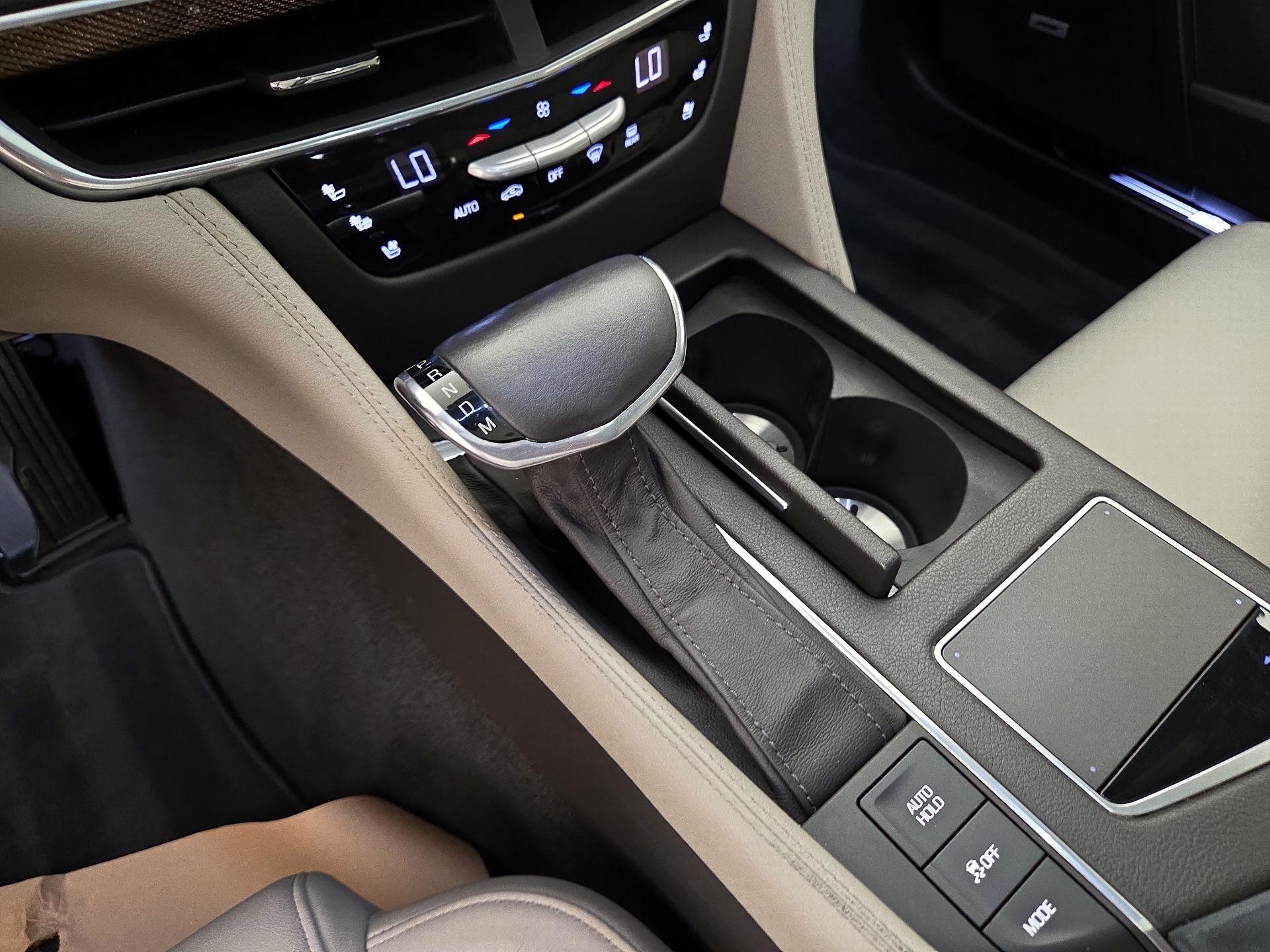 Thumbnail: 2017 Cadillac CT6 - 17