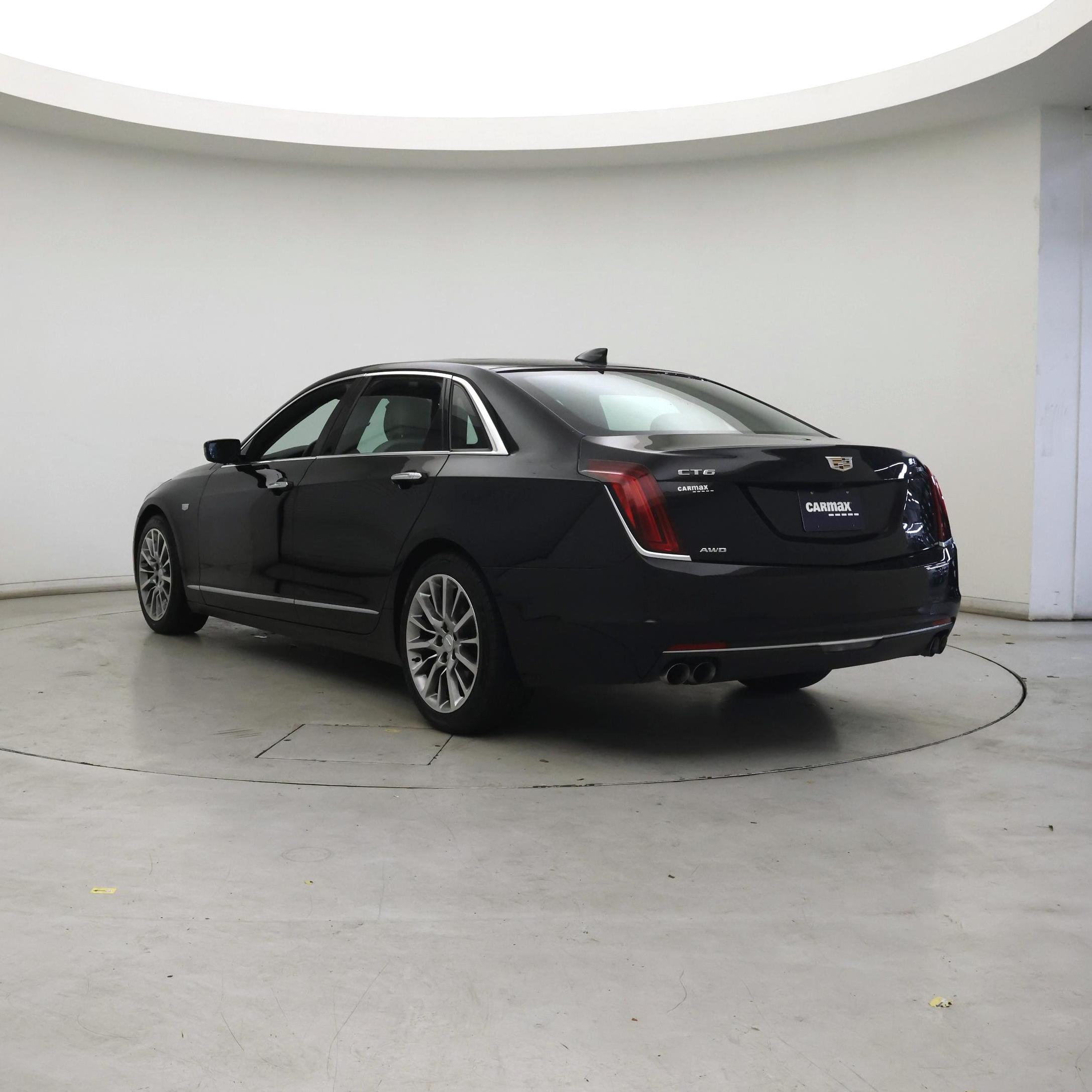Thumbnail: 2017 Cadillac CT6 - 2