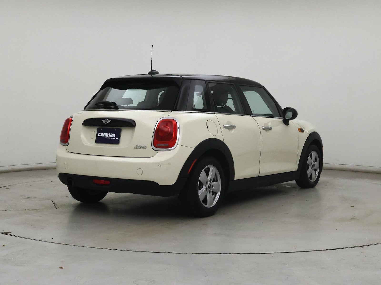 2016 MINI Cooper Base - Photo 9