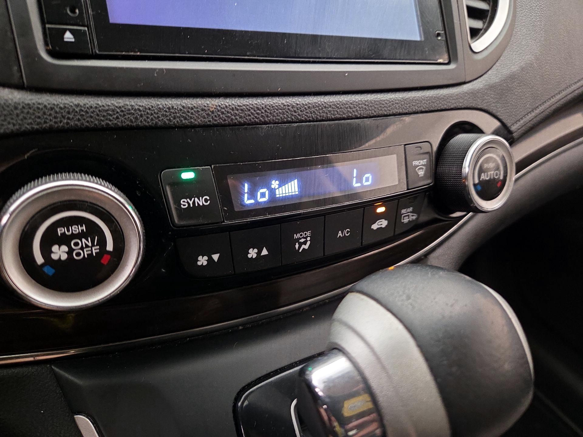 Thumbnail: 2016 Honda CR-V - 16