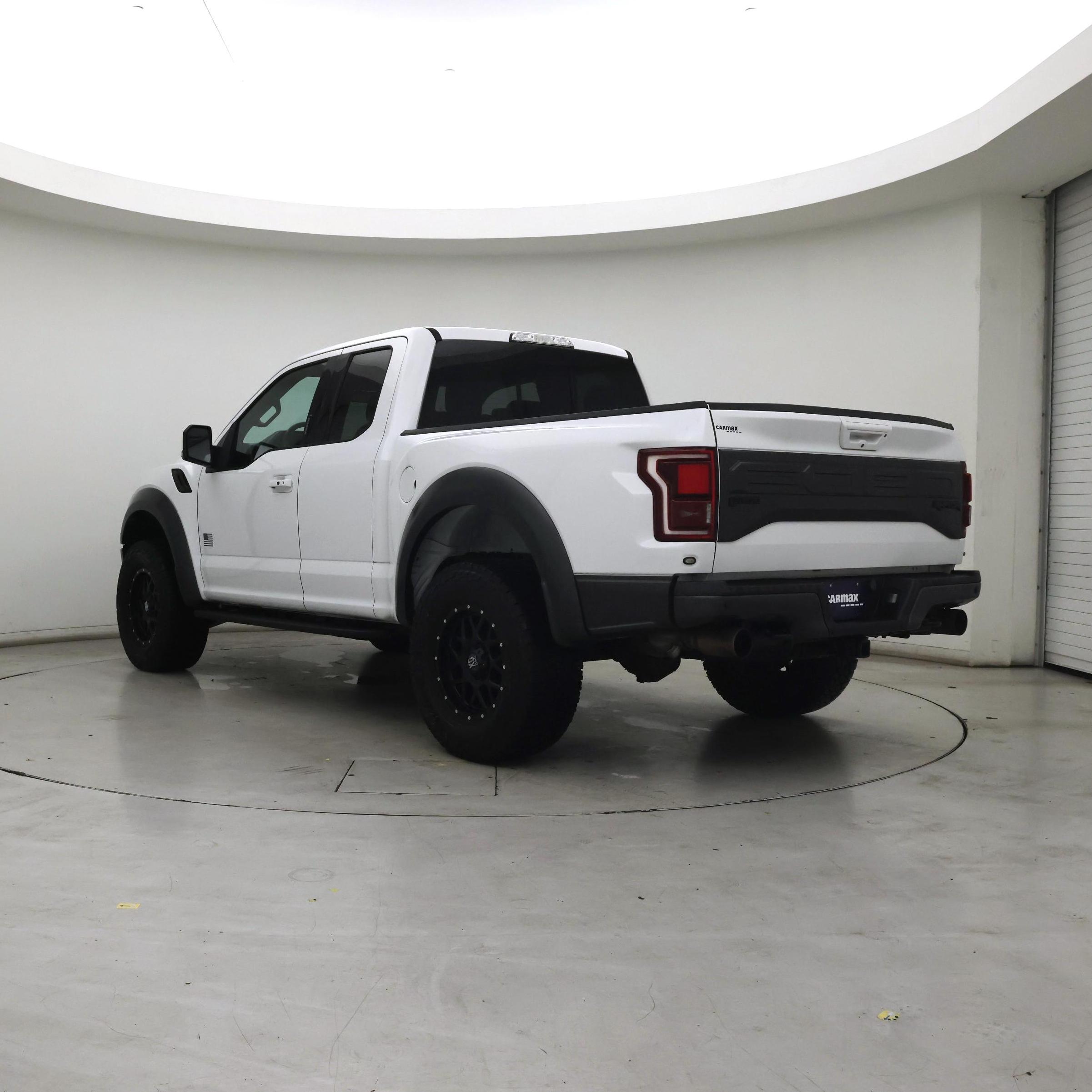 Thumbnail: 2017 Ford F-150 - 2