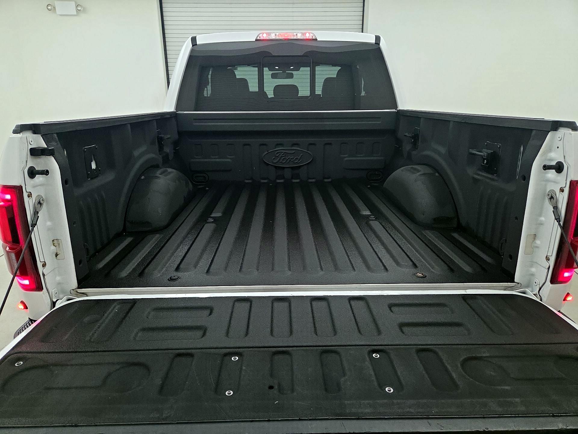 Thumbnail: 2017 Ford F-150 - 19