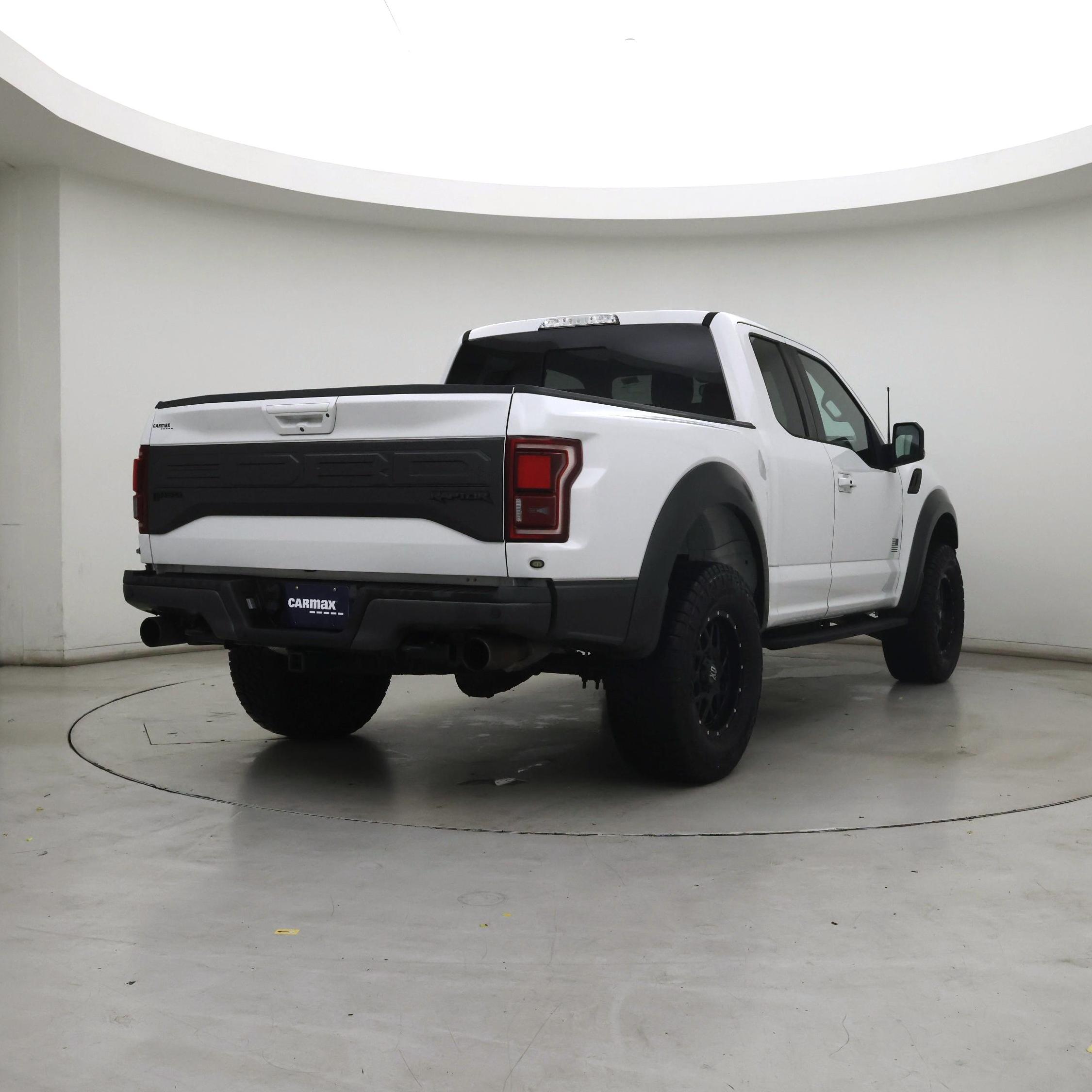 Thumbnail: 2017 Ford F-150 - 8