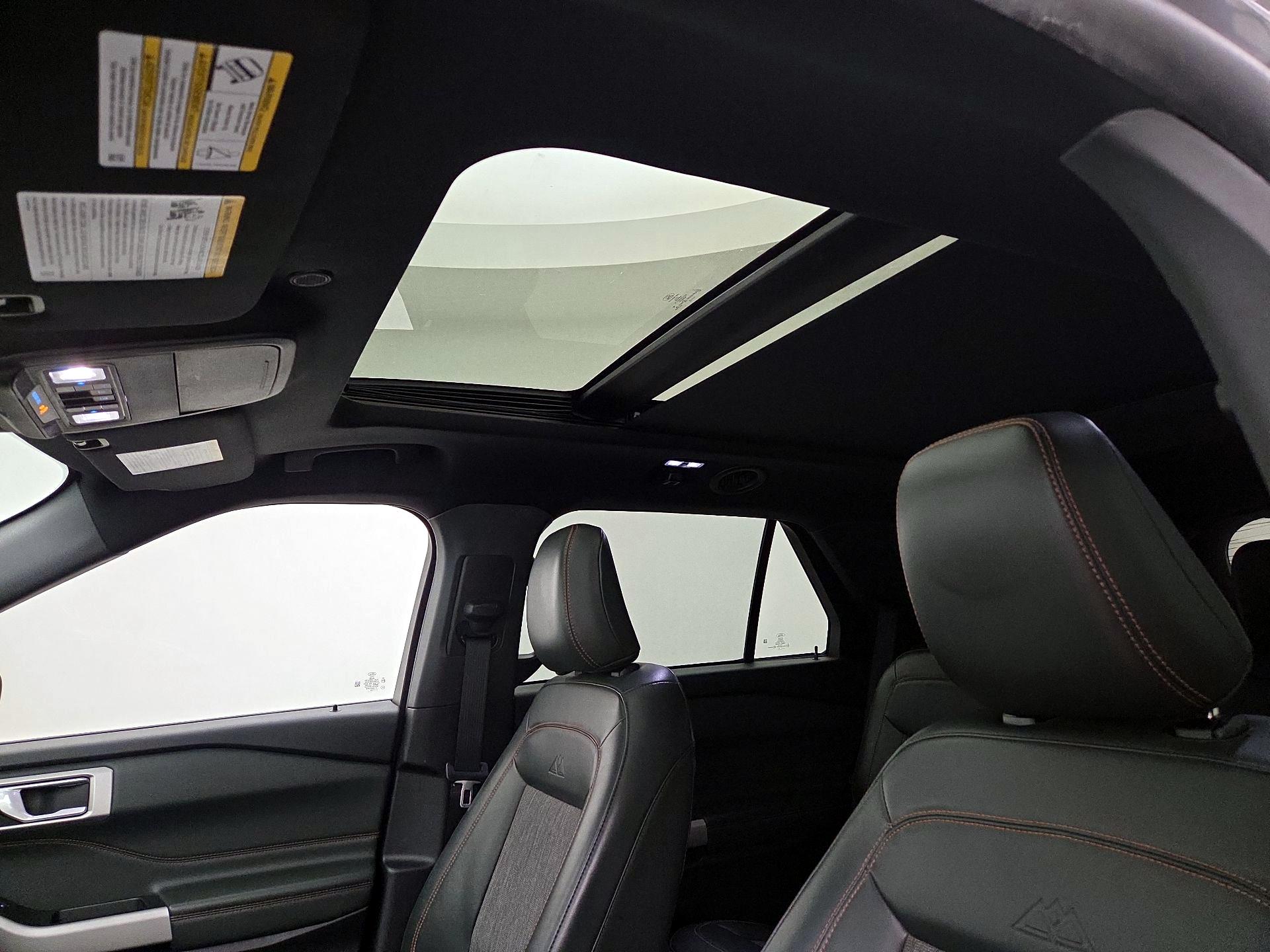 Thumbnail: 2022 Ford Explorer - 20
