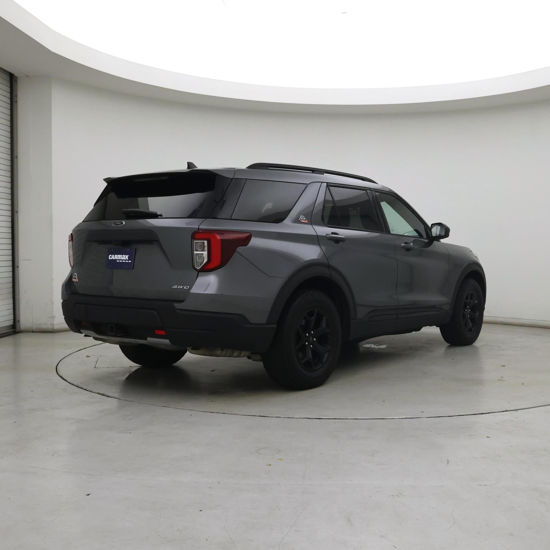 Thumbnail: 2022 Ford Explorer - 8