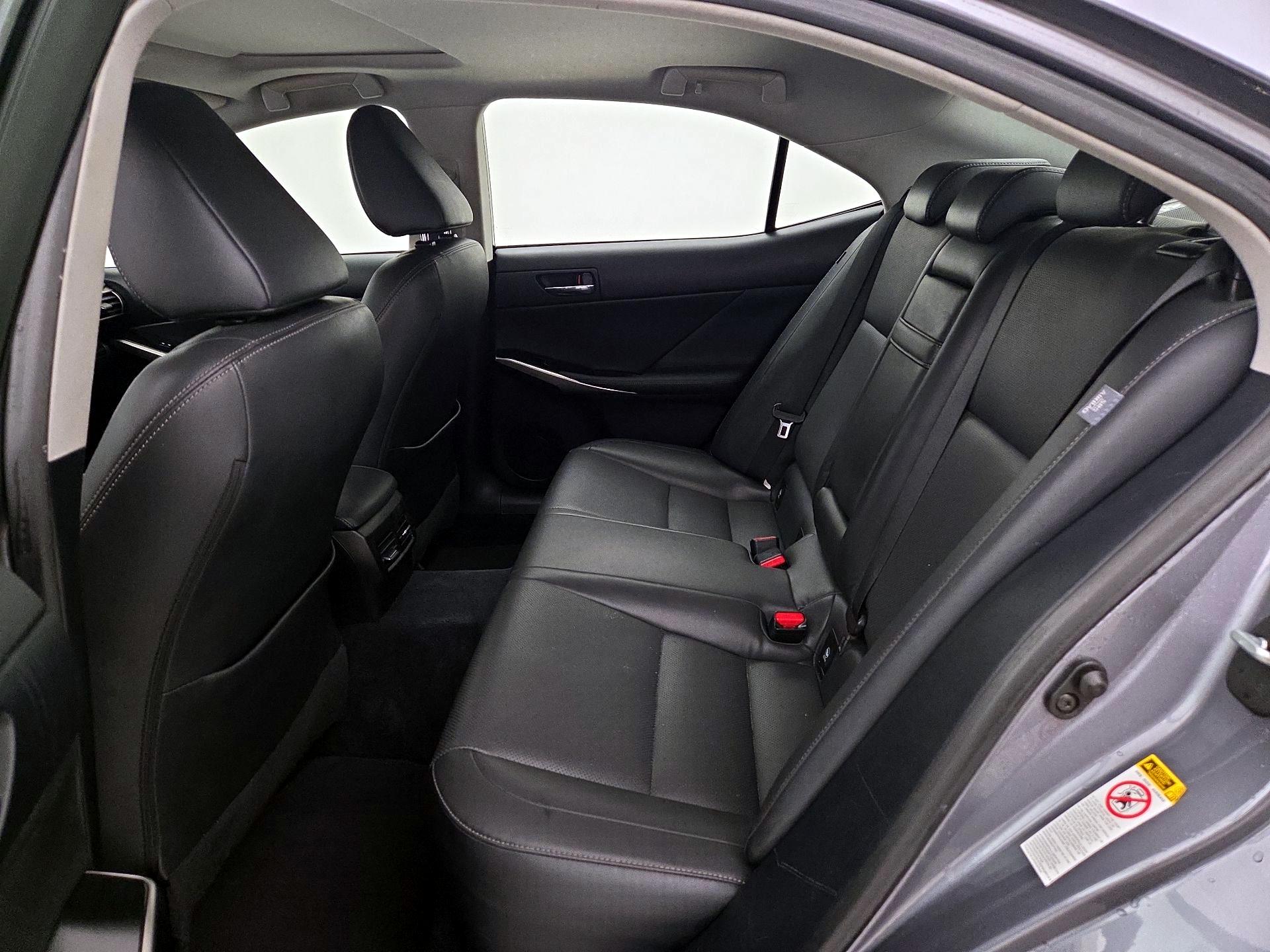 Thumbnail: 2014 Lexus IS - 20