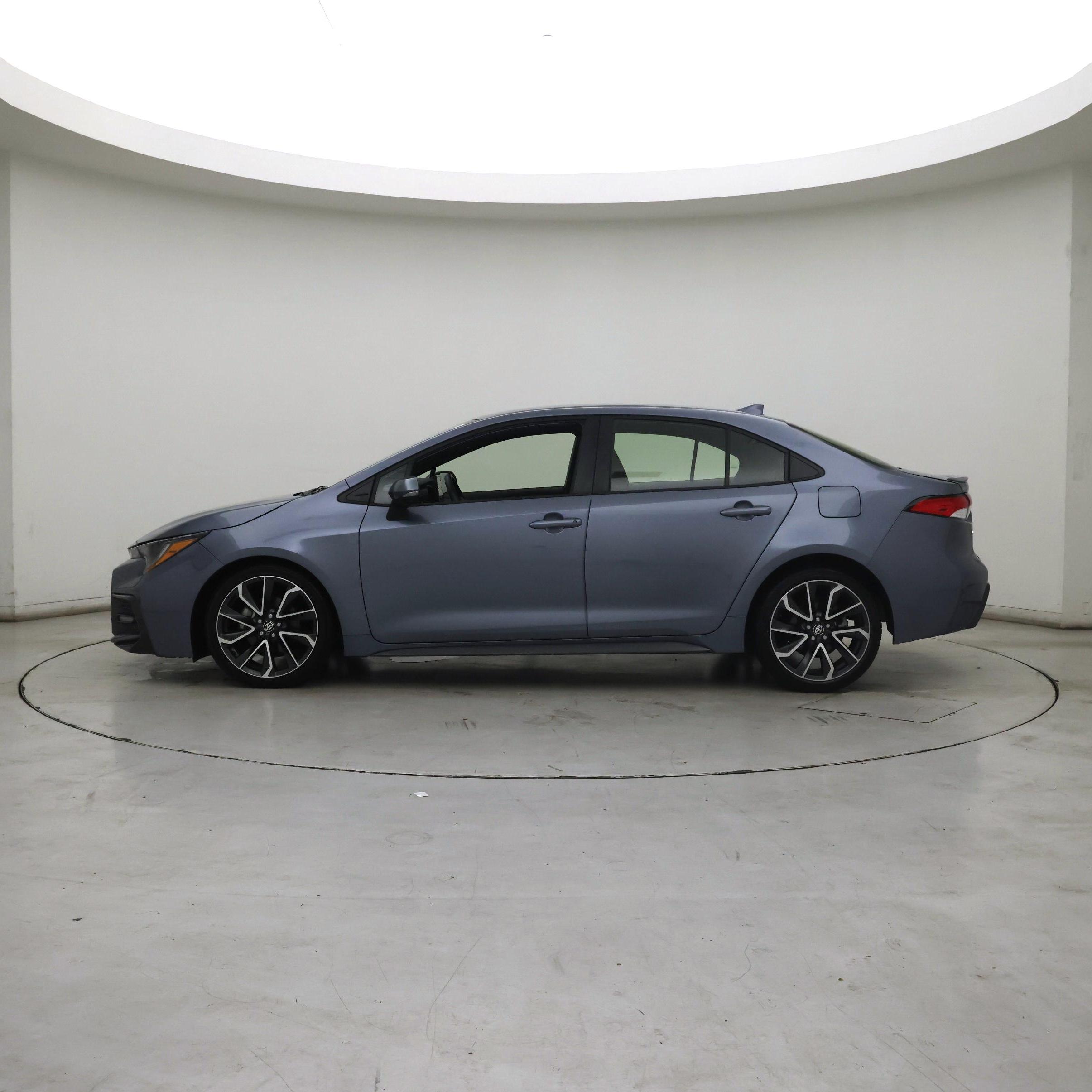 Thumbnail: 2022 Toyota Corolla - 3