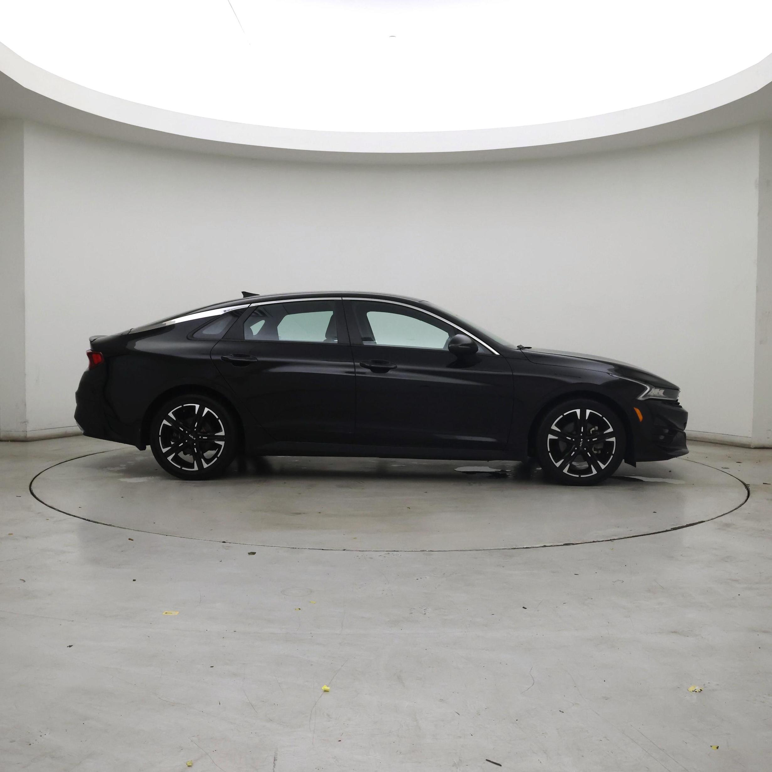 Thumbnail: 2022 Kia K5 - 7