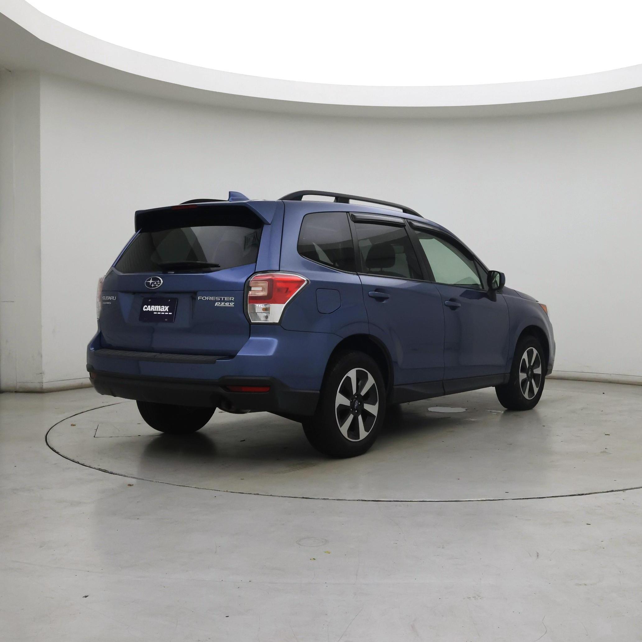 Thumbnail: 2017 Subaru Forester - 8