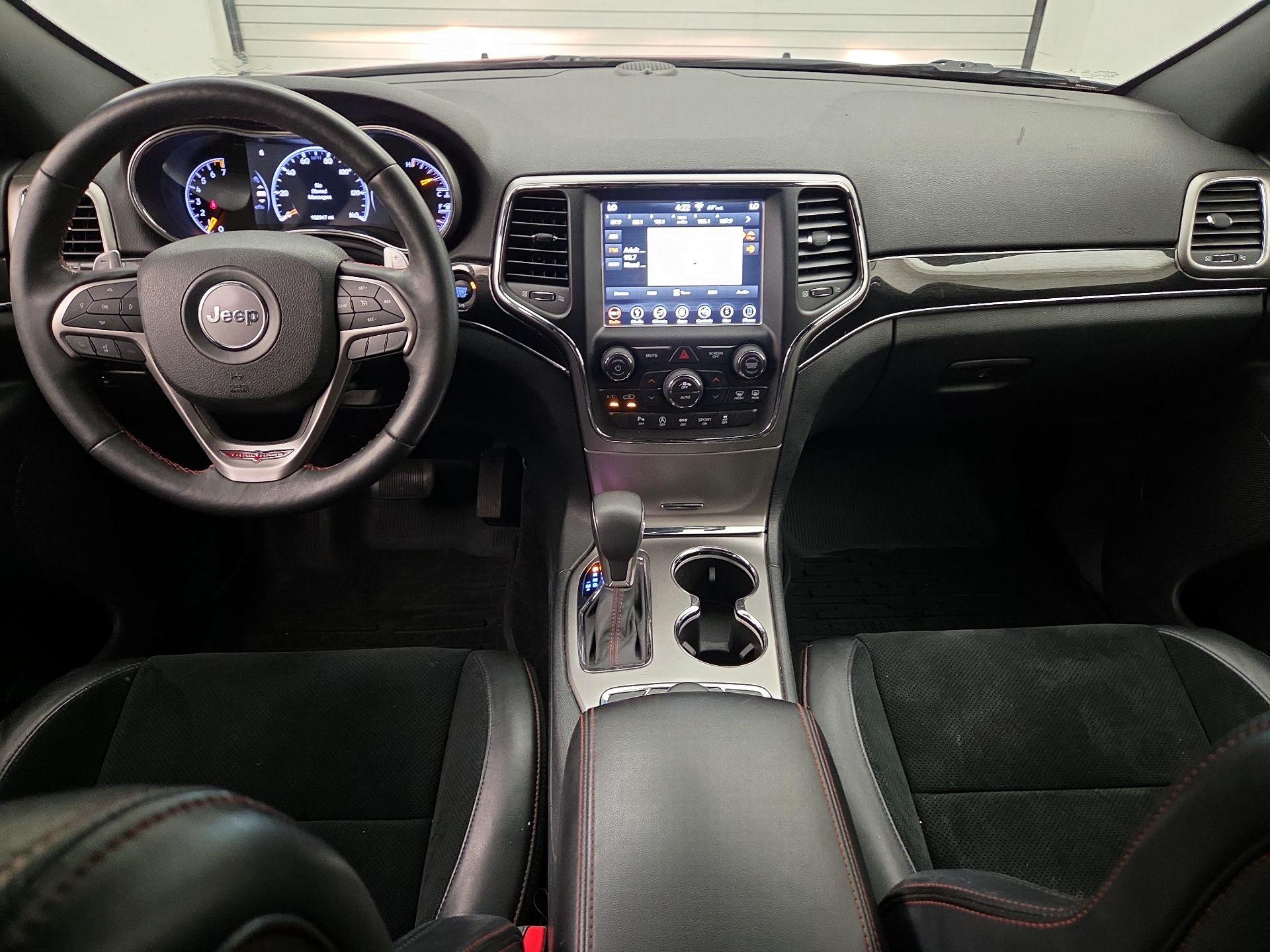 Thumbnail: 2018 Jeep Grand Cherokee - 9