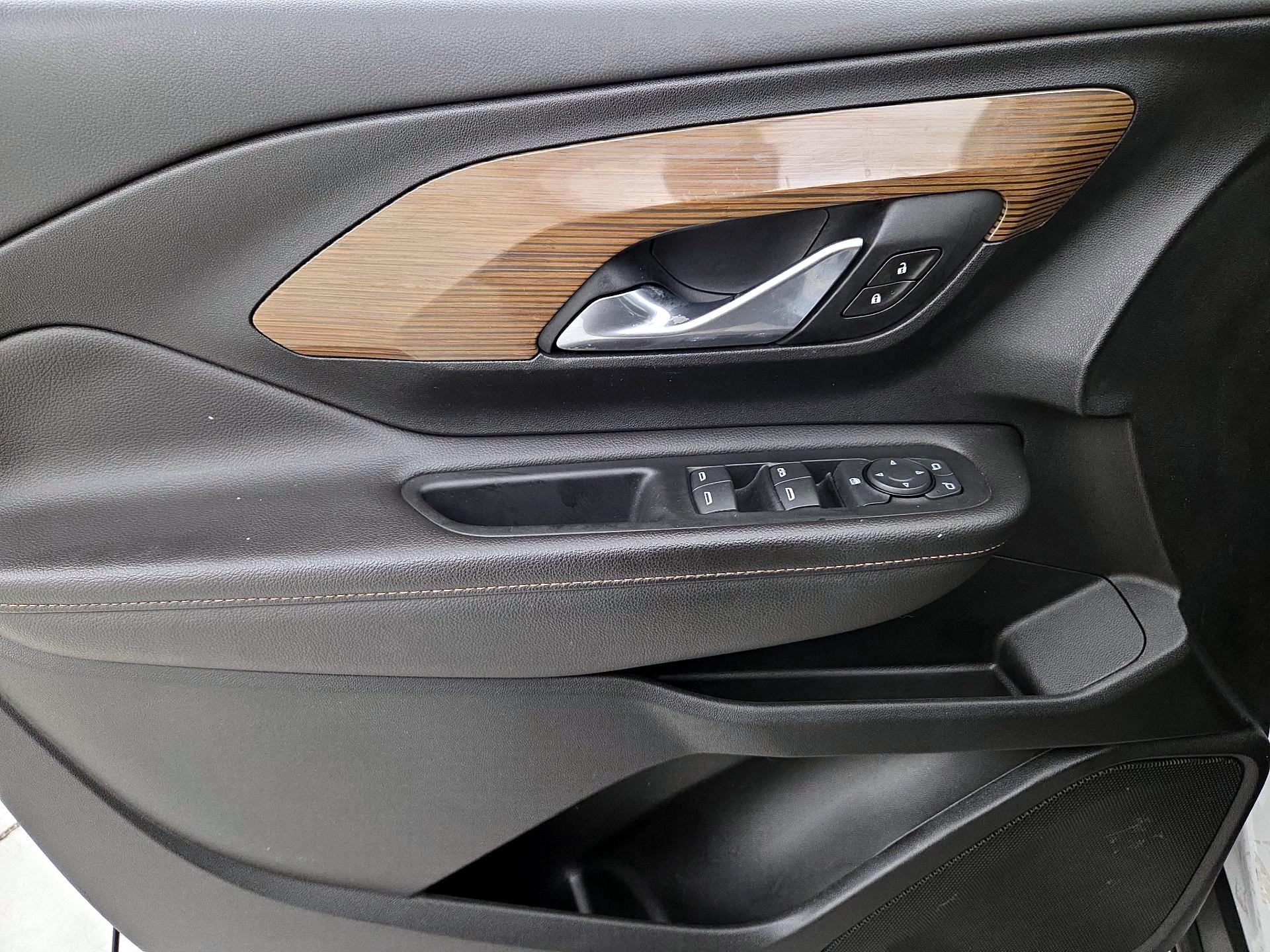 Thumbnail: 2020 GMC Terrain - 12