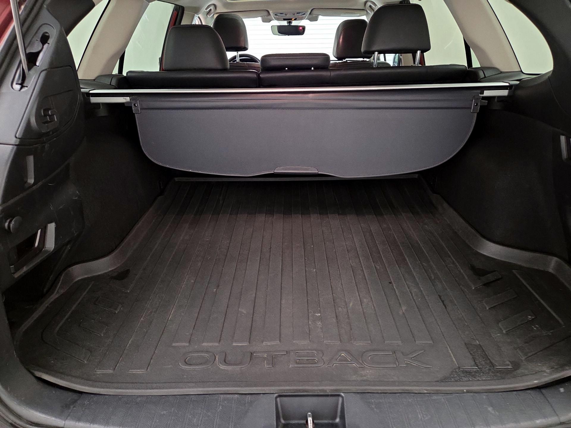 Thumbnail: 2017 Subaru Outback - 20