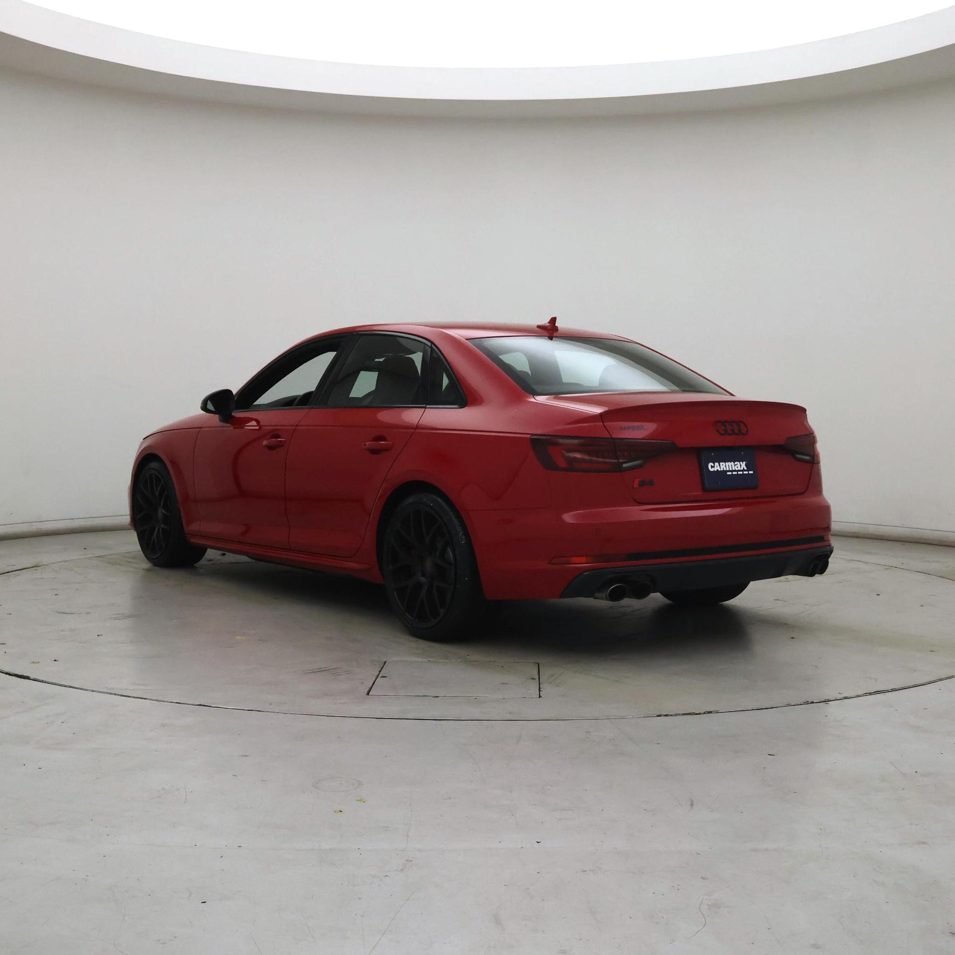 Thumbnail: 2019 Audi S4 - 2