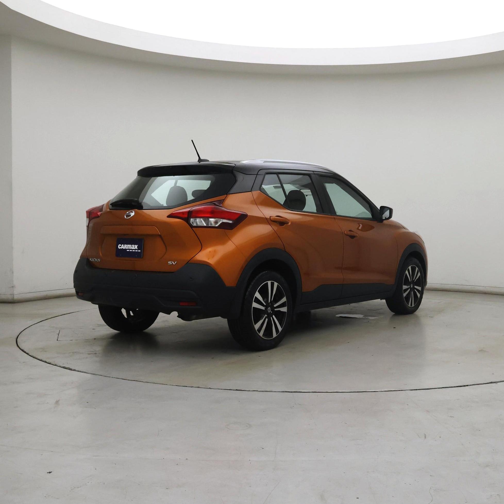 Thumbnail: 2020 Nissan Kicks - 8