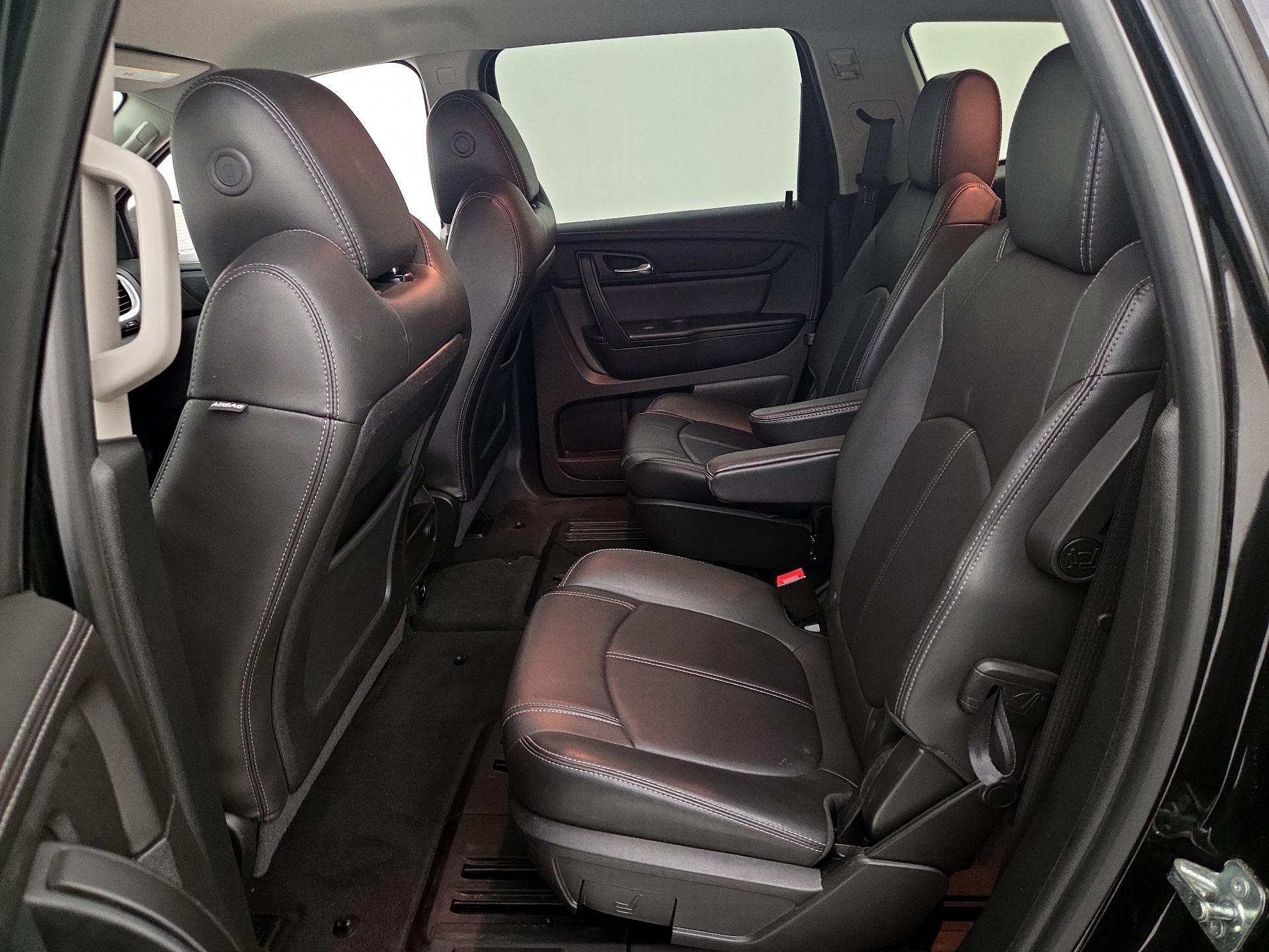 Thumbnail: 2017 Chevrolet Traverse - 19