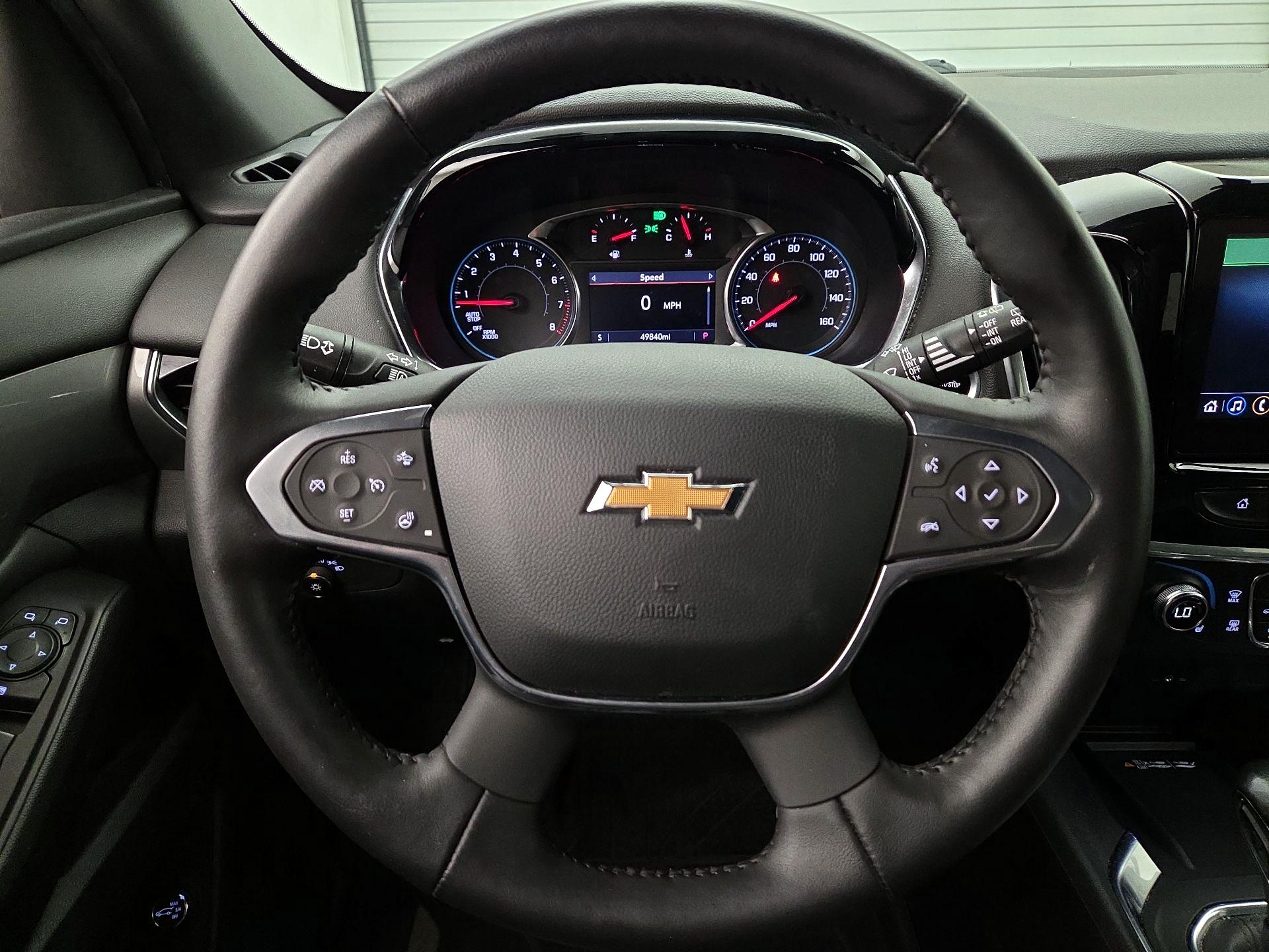 Thumbnail: 2022 Chevrolet Traverse - 10