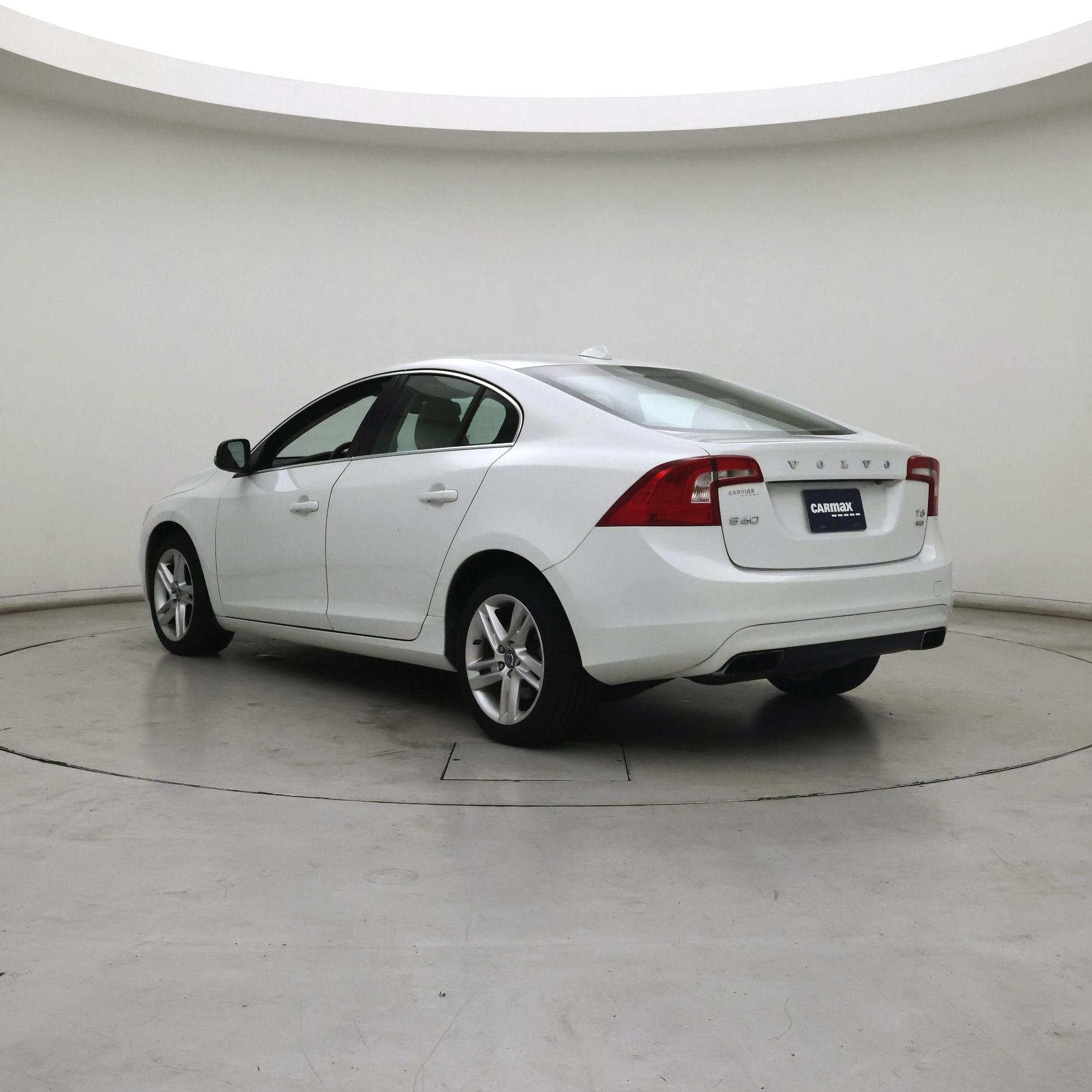 Thumbnail: 2015 Volvo S60 - 2