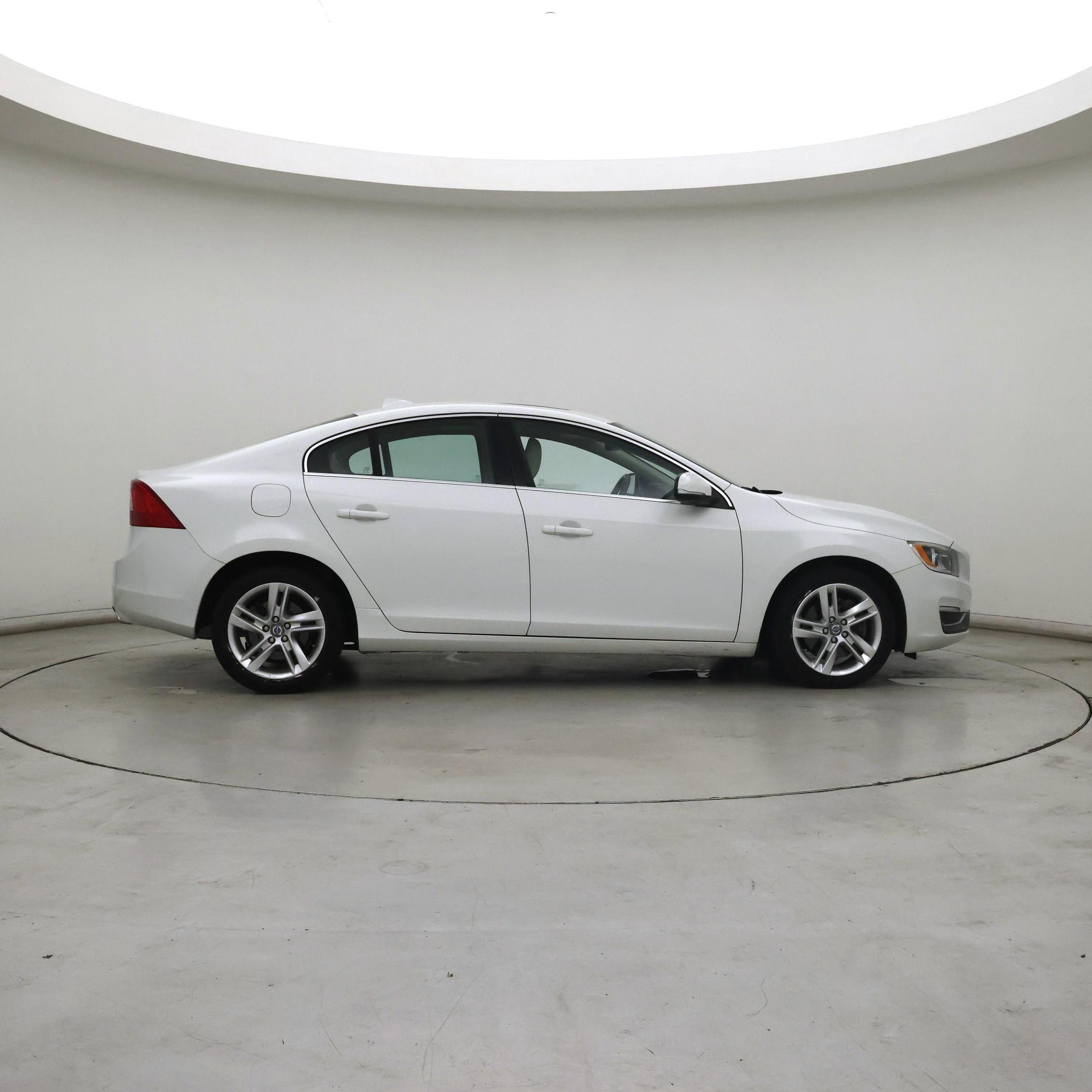 Thumbnail: 2015 Volvo S60 - 7