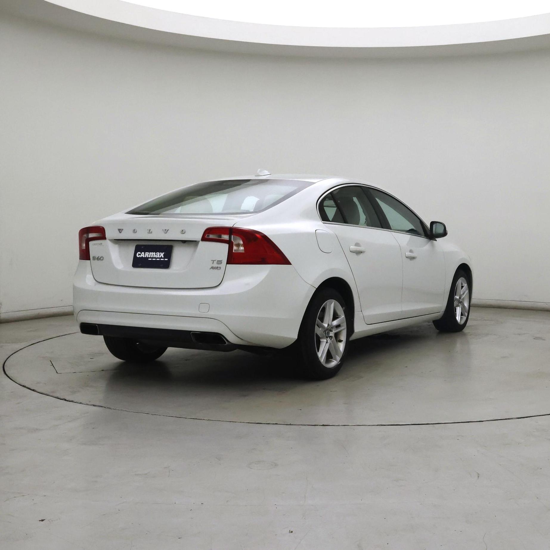 Thumbnail: 2015 Volvo S60 - 8