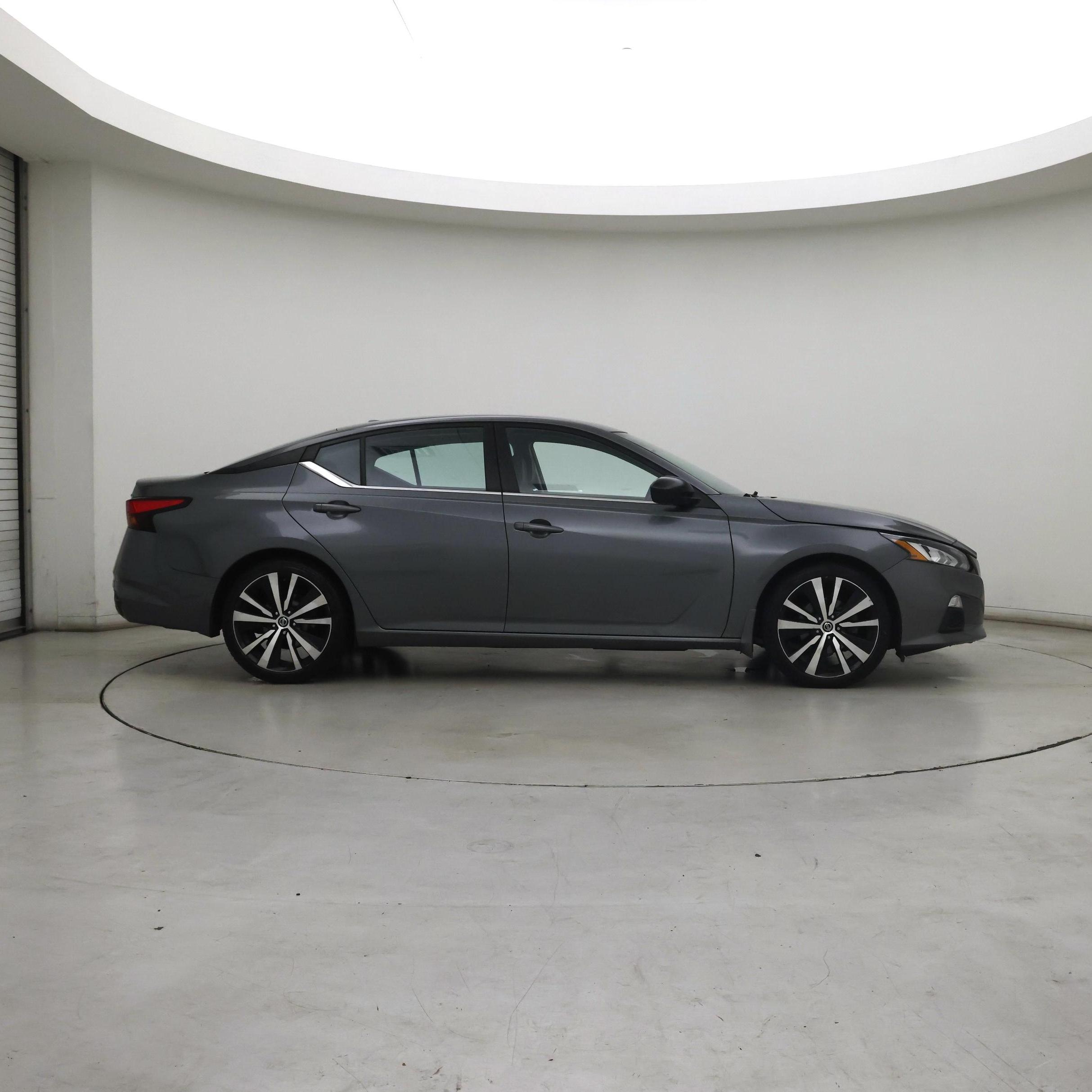 Thumbnail: 2021 Nissan Altima - 7