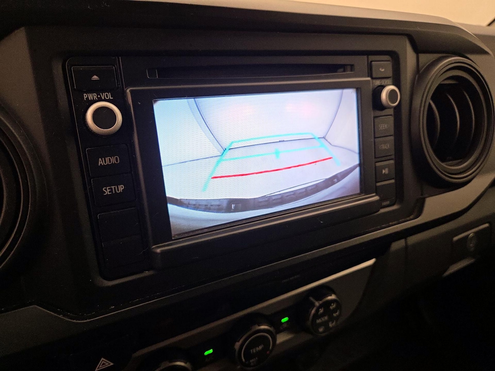 2018 Toyota Tacoma SR - Photo 15