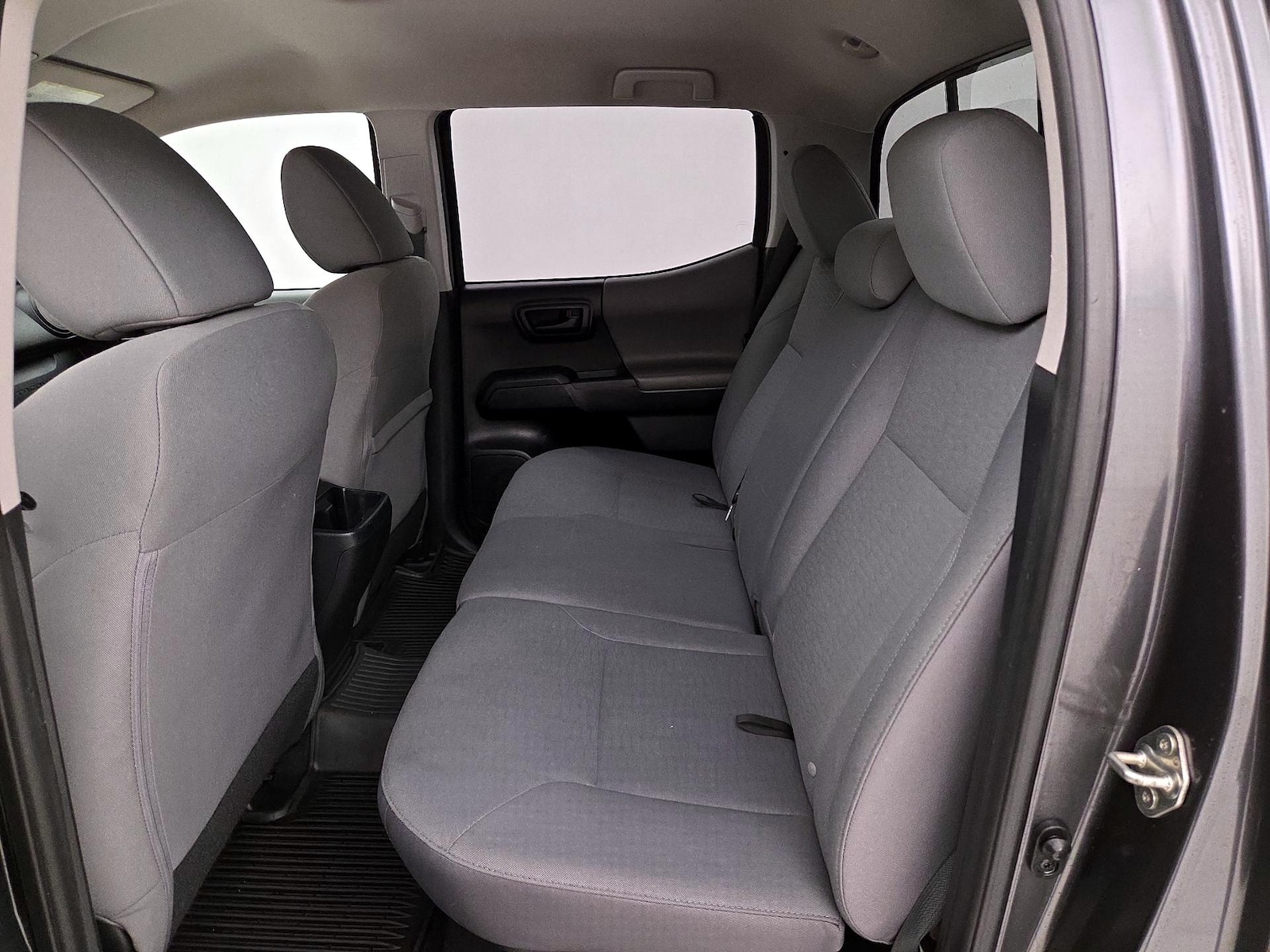 2018 Toyota Tacoma SR - Photo 20
