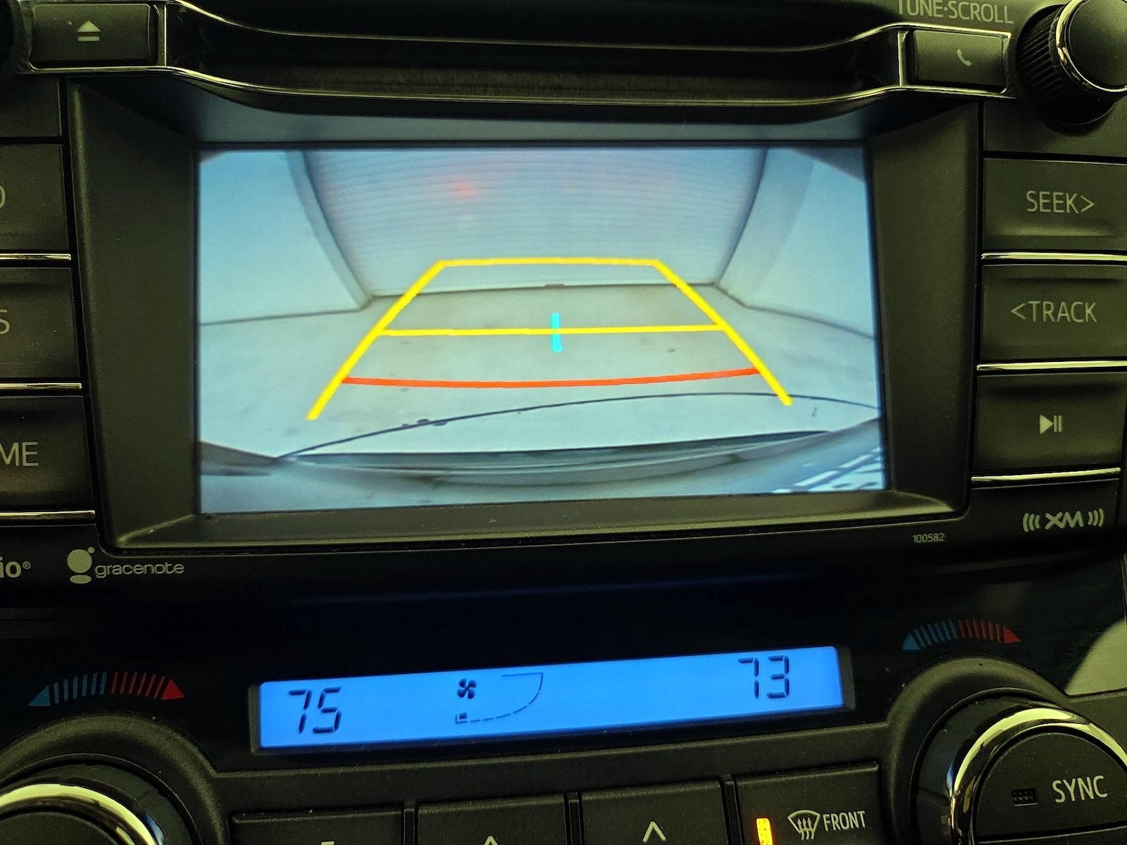 2016 Toyota RAV4 XLE - Photo 15