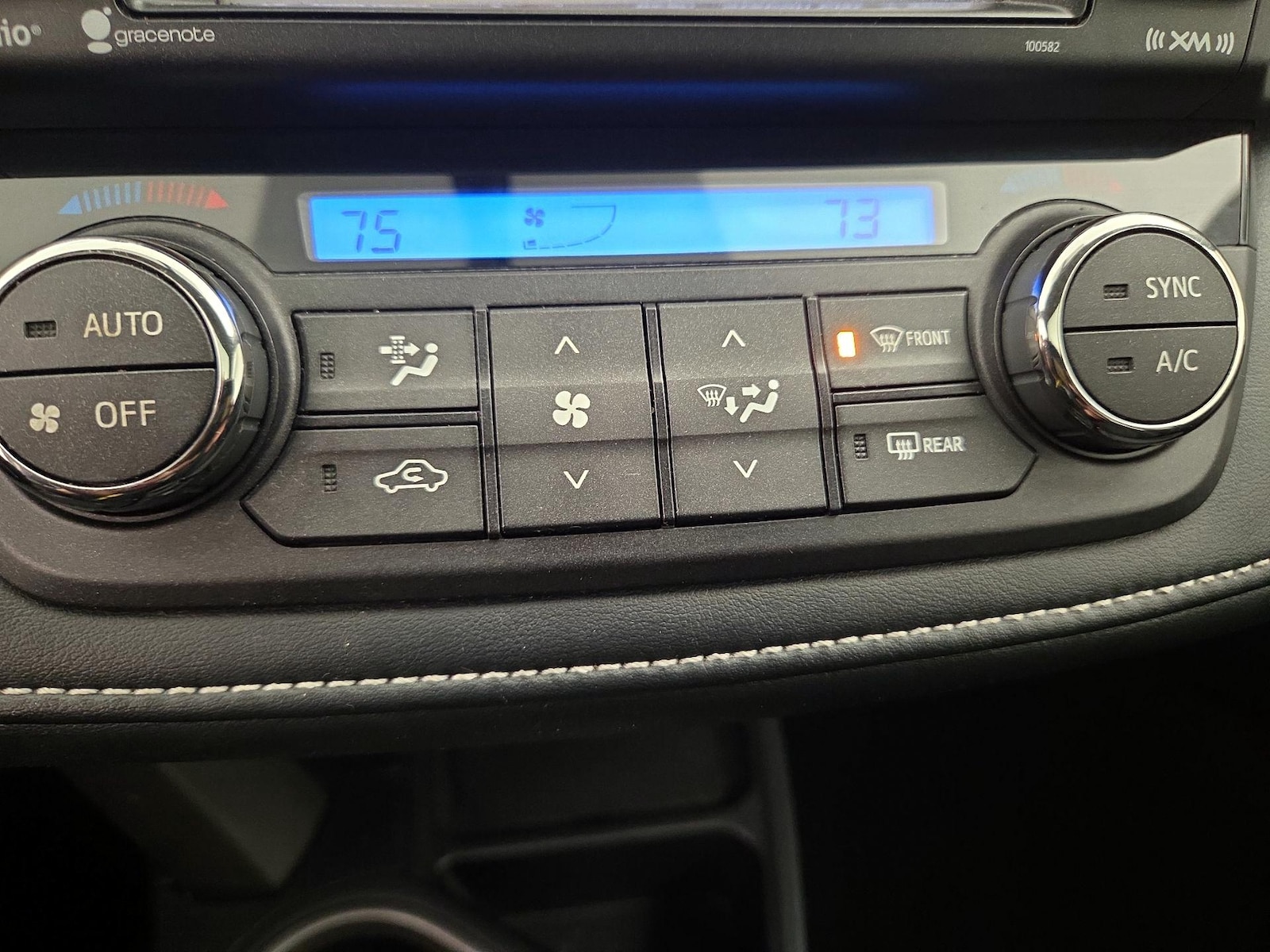 2016 Toyota RAV4 XLE - Photo 17