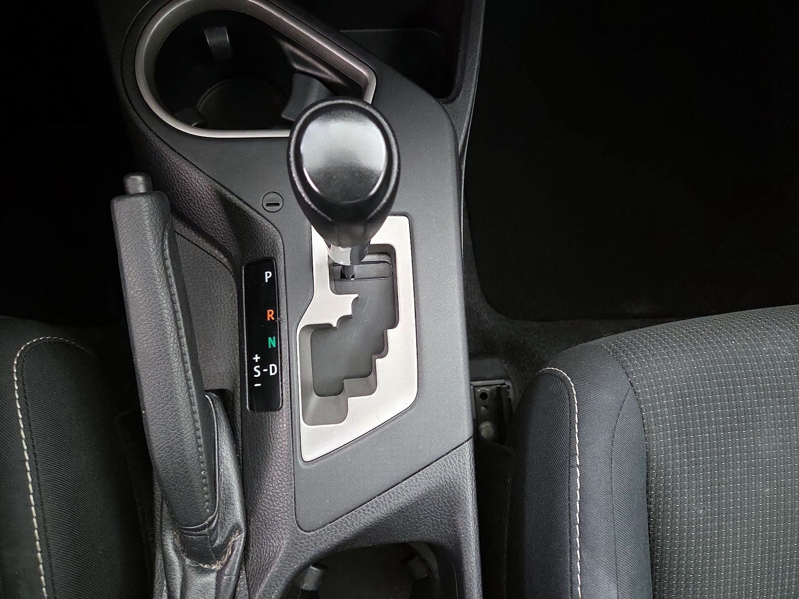 2016 Toyota RAV4 XLE - Photo 18