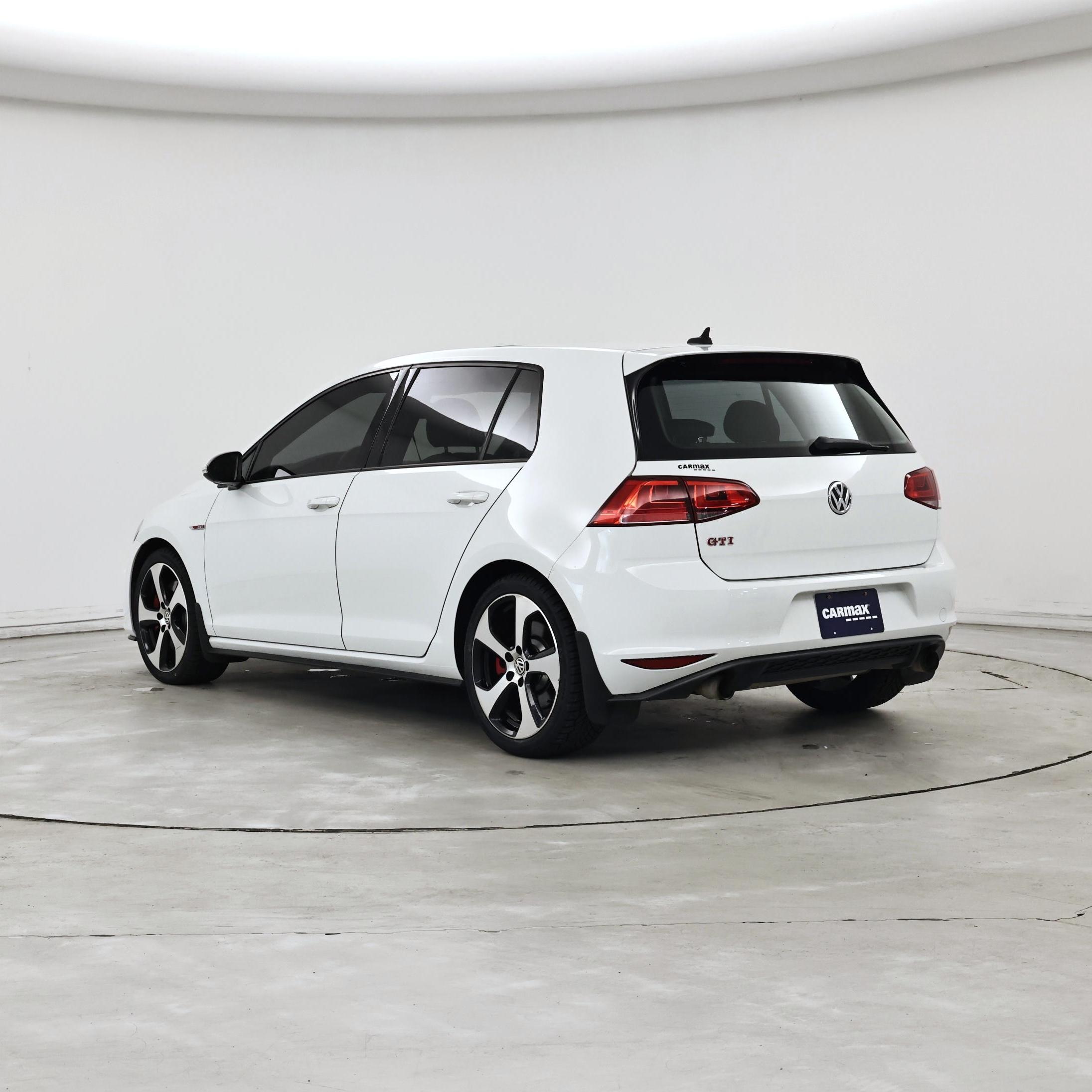 Thumbnail: 2017 Volkswagen Golf - 2