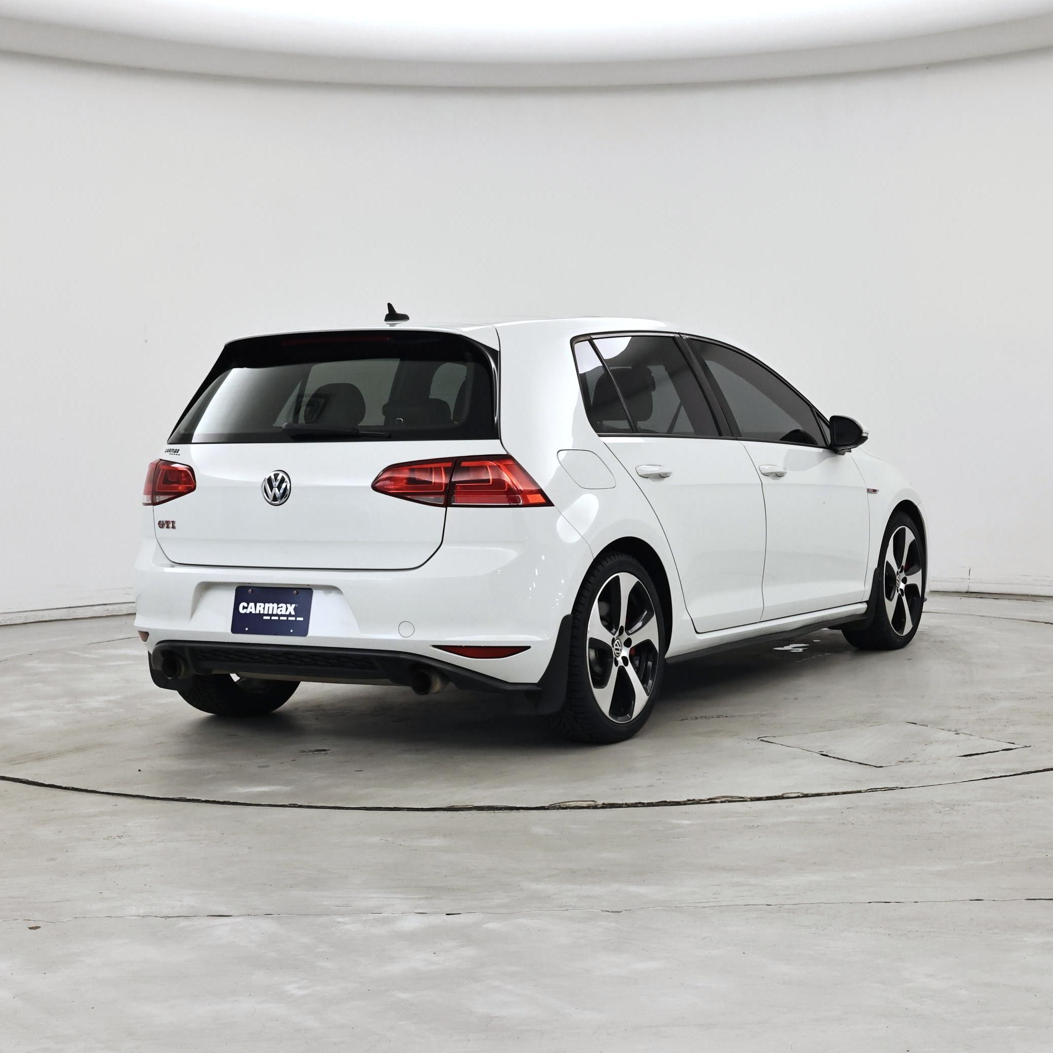 Thumbnail: 2017 Volkswagen Golf - 8