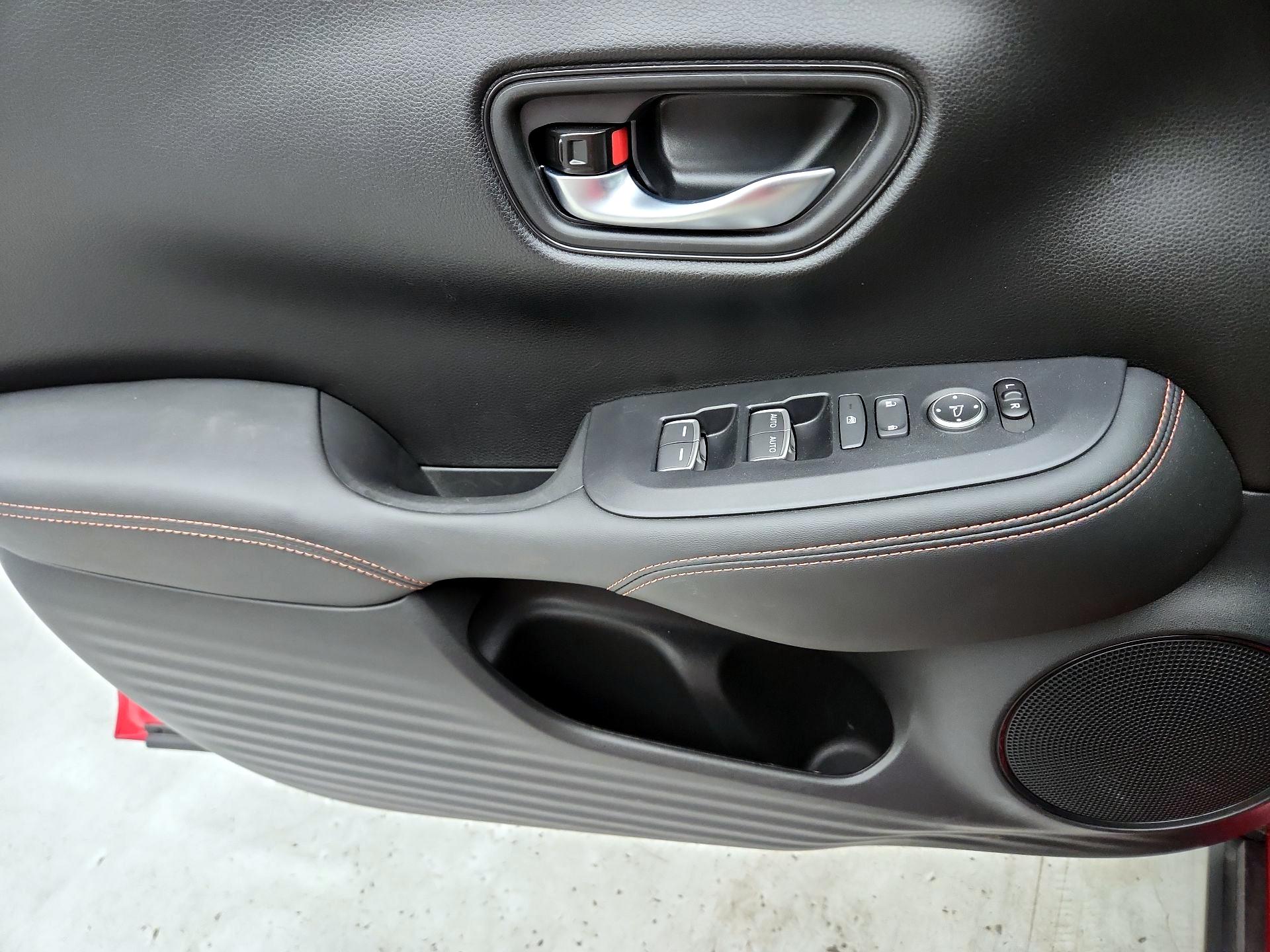 Thumbnail: 2025 Honda HR-V - 12