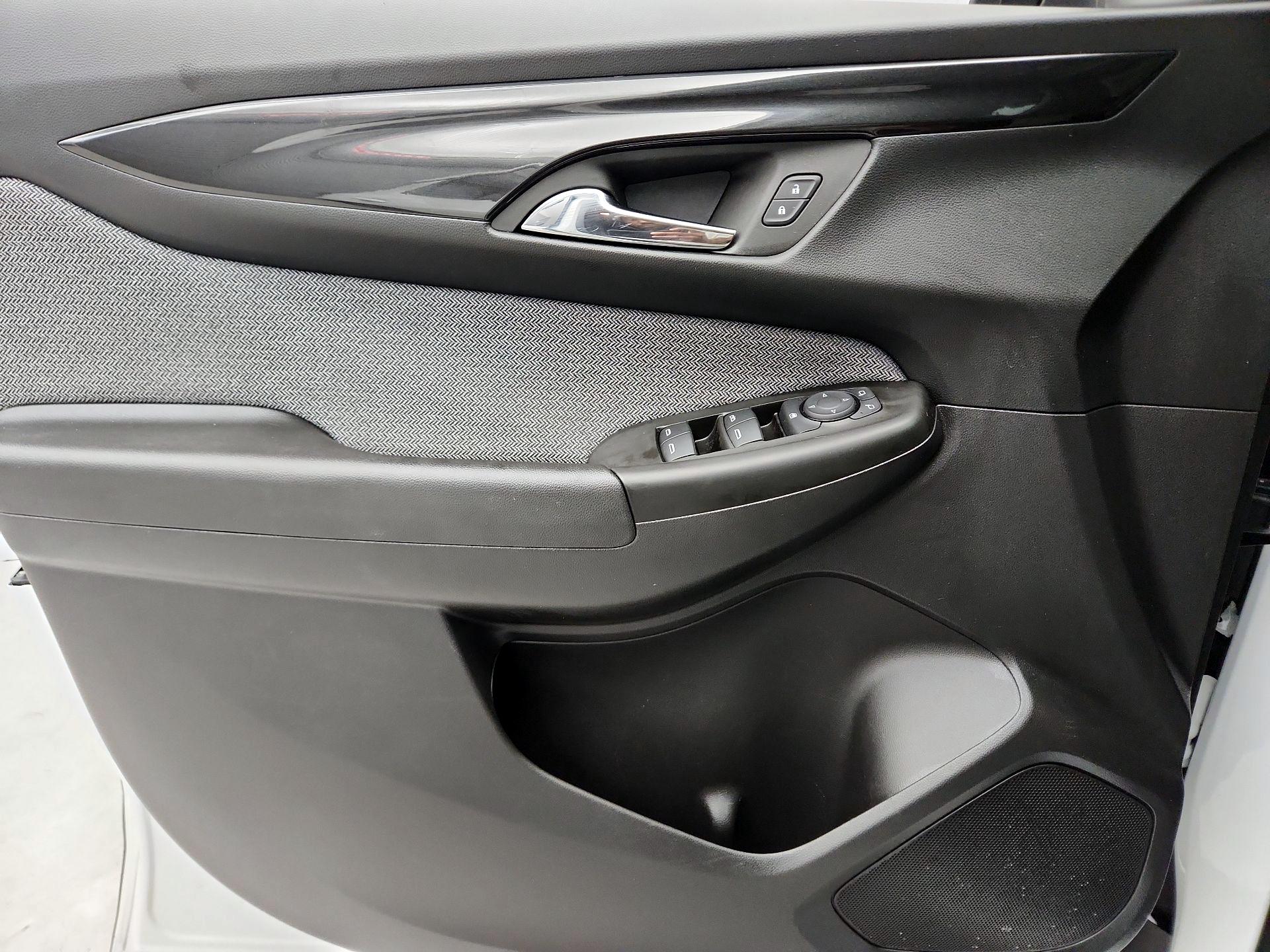 Thumbnail: 2025 Chevrolet TrailBlazer - 12