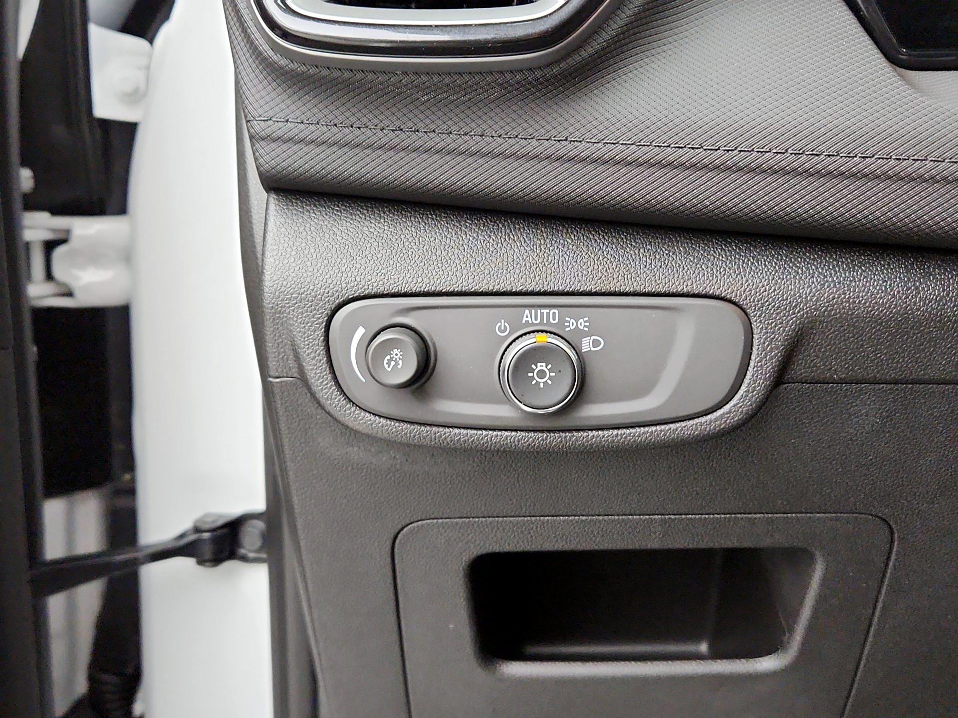 Thumbnail: 2025 Chevrolet TrailBlazer - 13