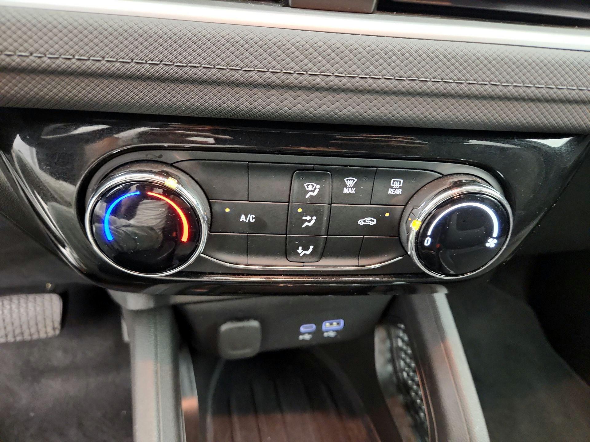 Thumbnail: 2025 Chevrolet TrailBlazer - 16