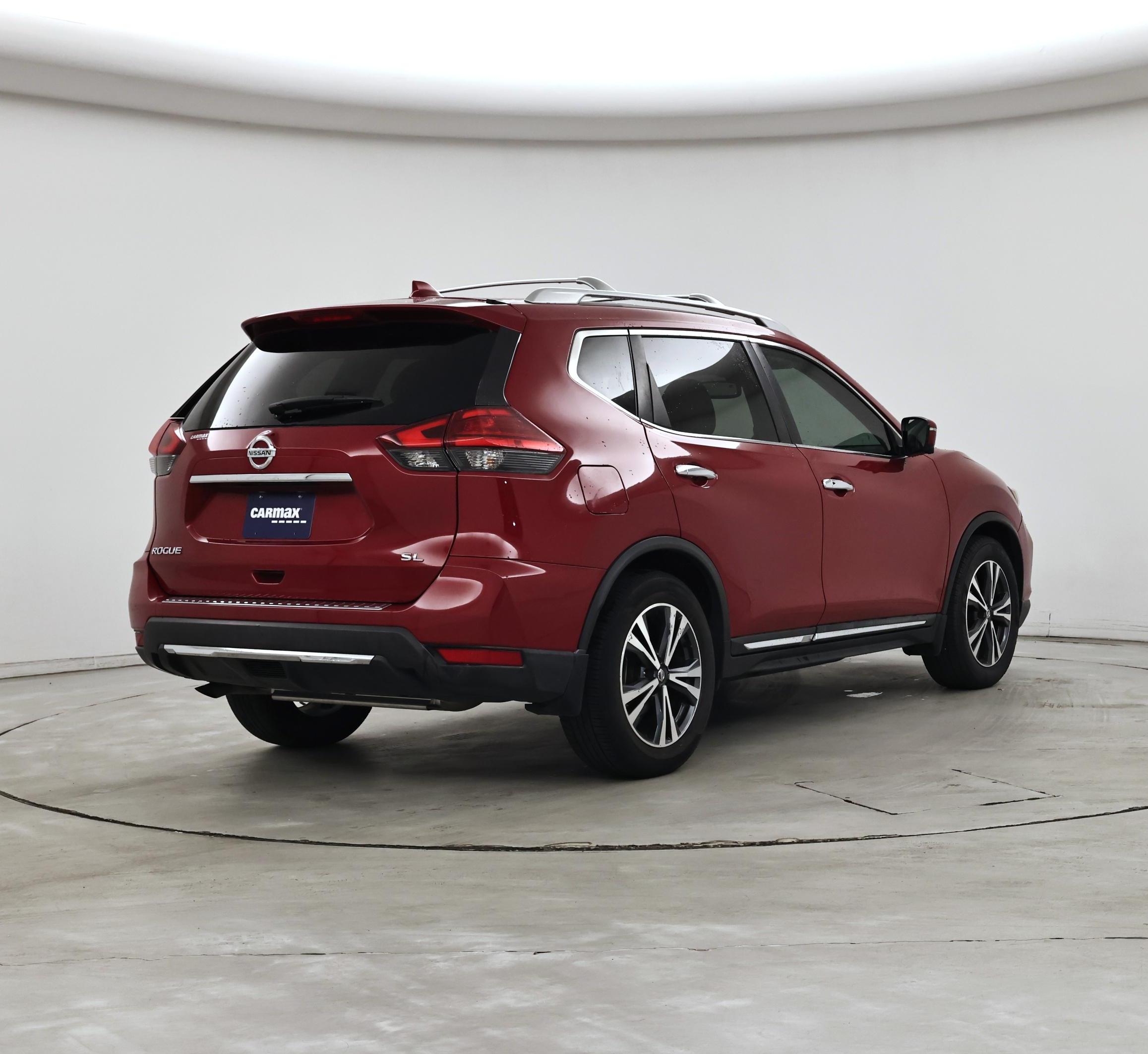Thumbnail: 2017 Nissan Rogue - 8