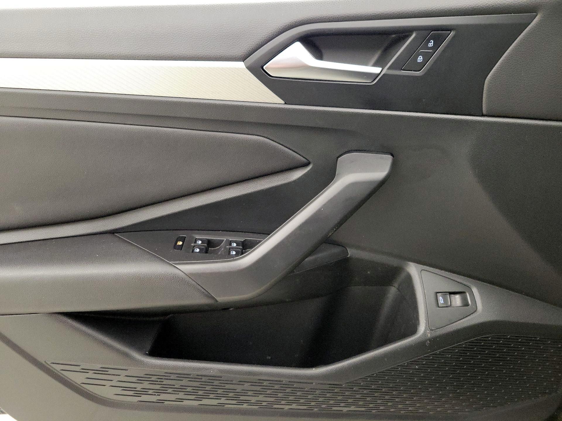 Thumbnail: 2020 Volkswagen Jetta - 12
