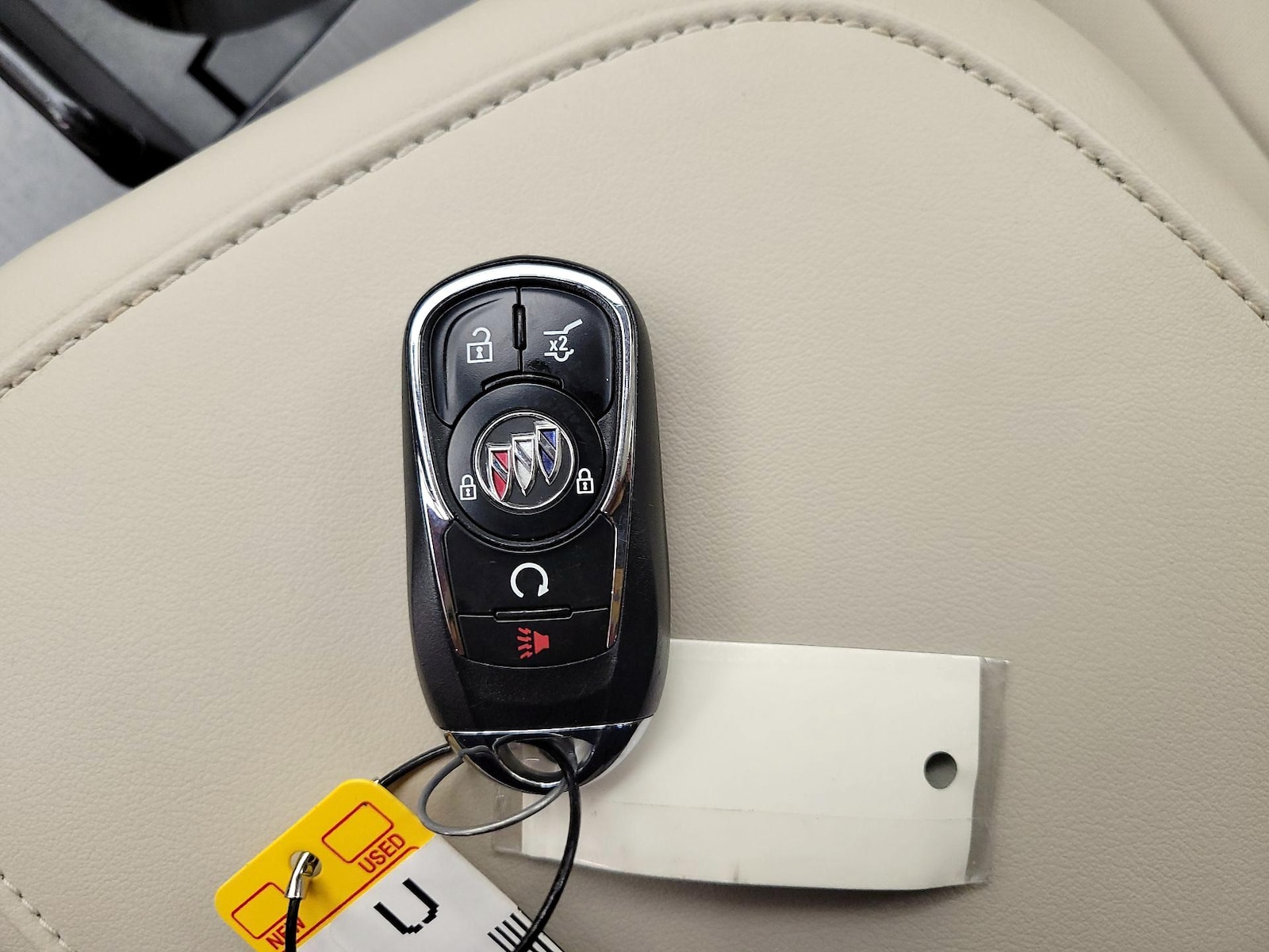 2024 Buick Enclave Premium - Photo 23