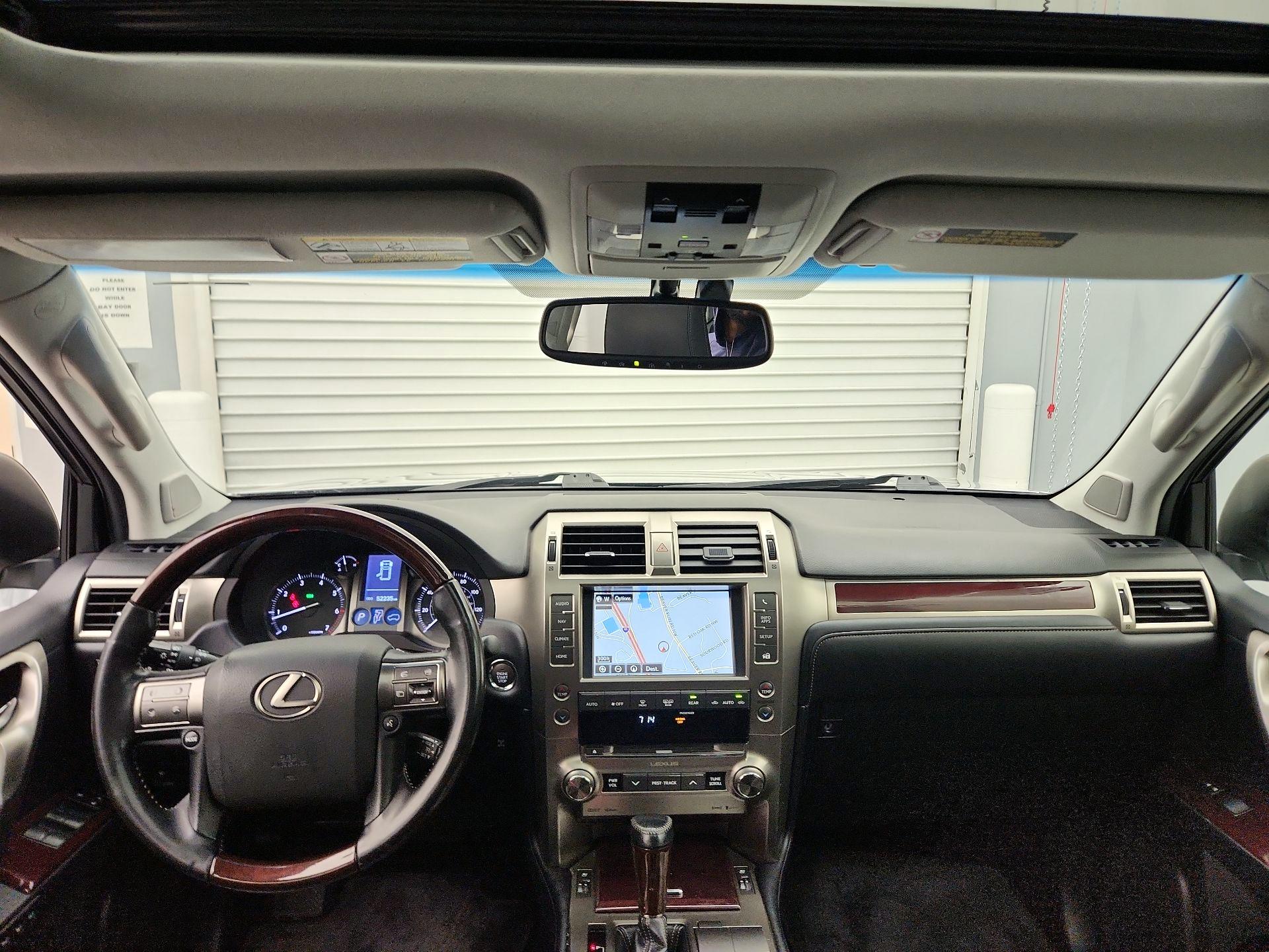Thumbnail: 2019 Lexus GX - 9