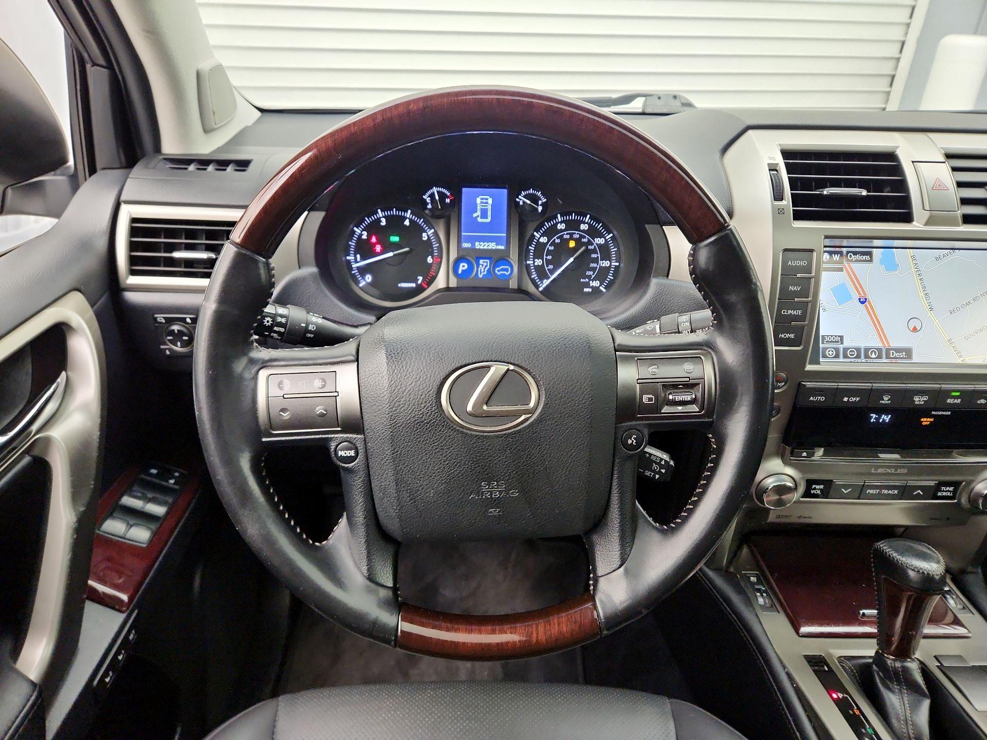 Thumbnail: 2019 Lexus GX - 10