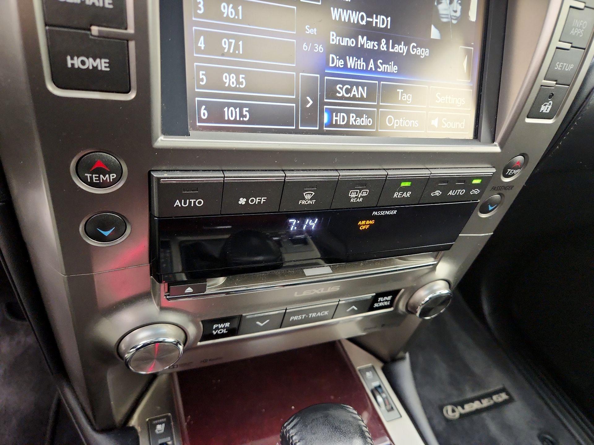 Thumbnail: 2019 Lexus GX - 17