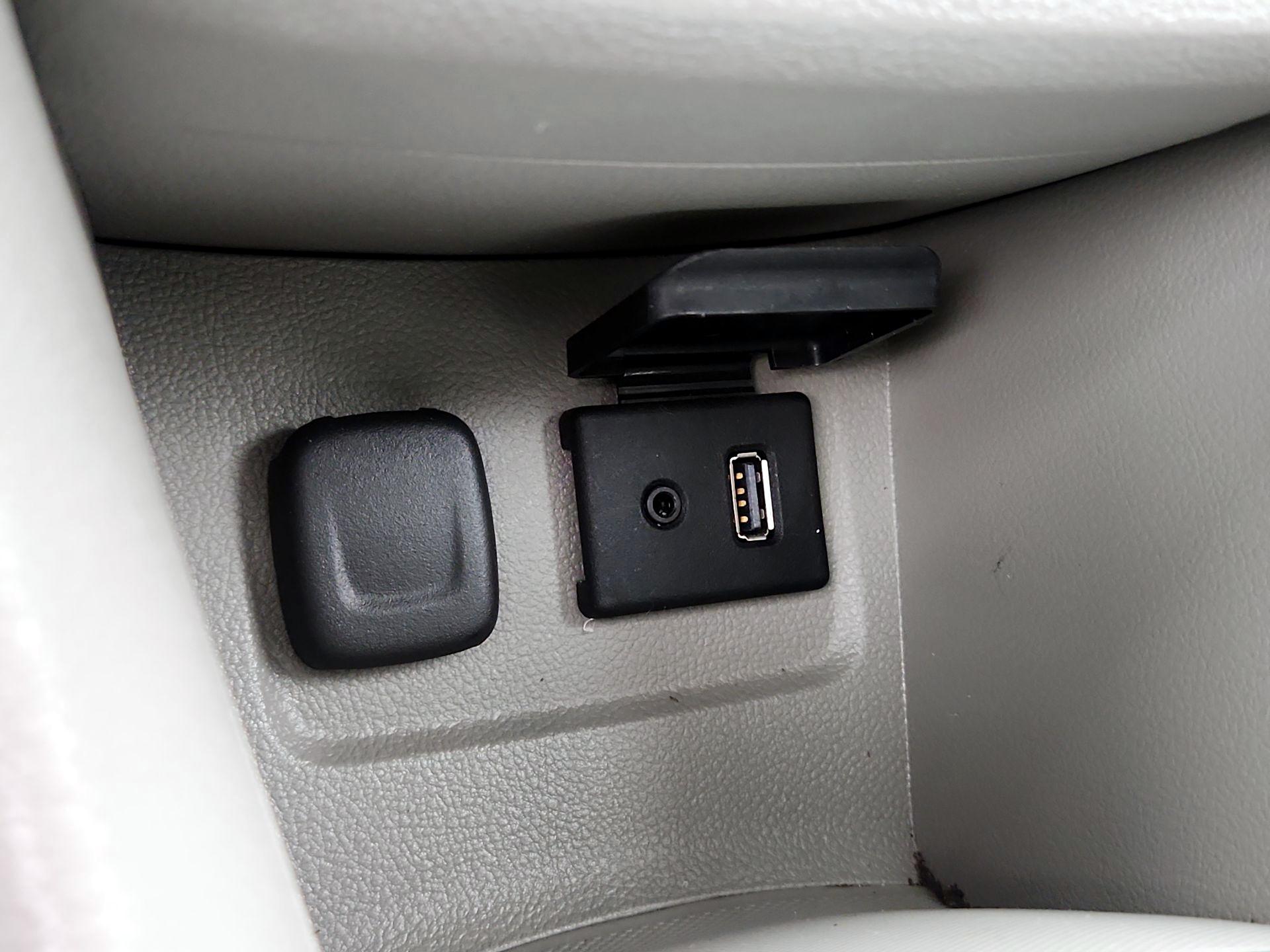 Thumbnail: 2016 Buick Encore - 19