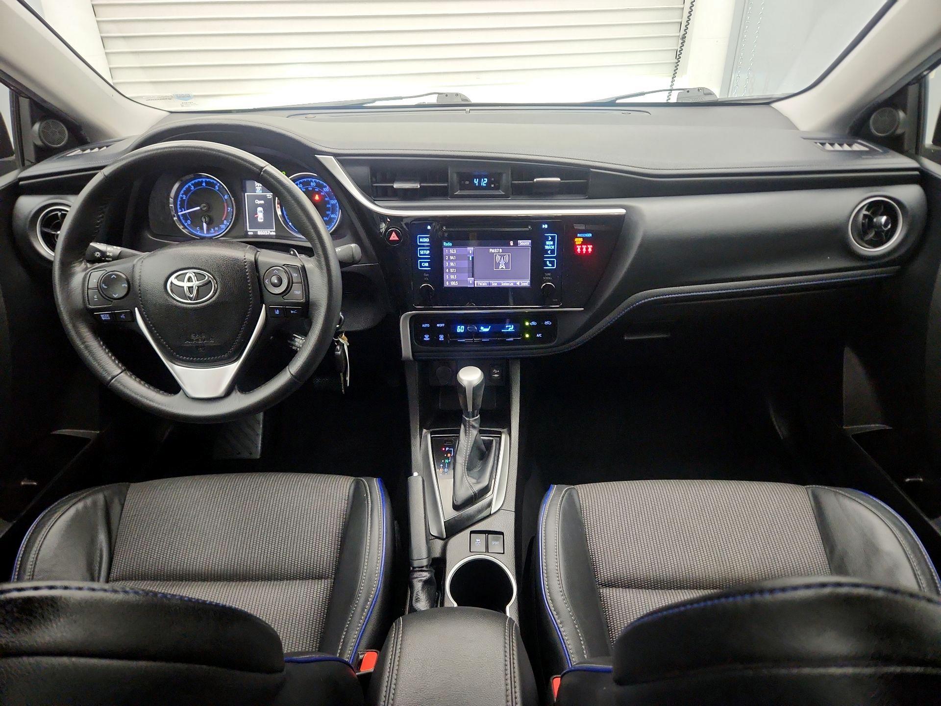 Thumbnail: 2018 Toyota Corolla - 9